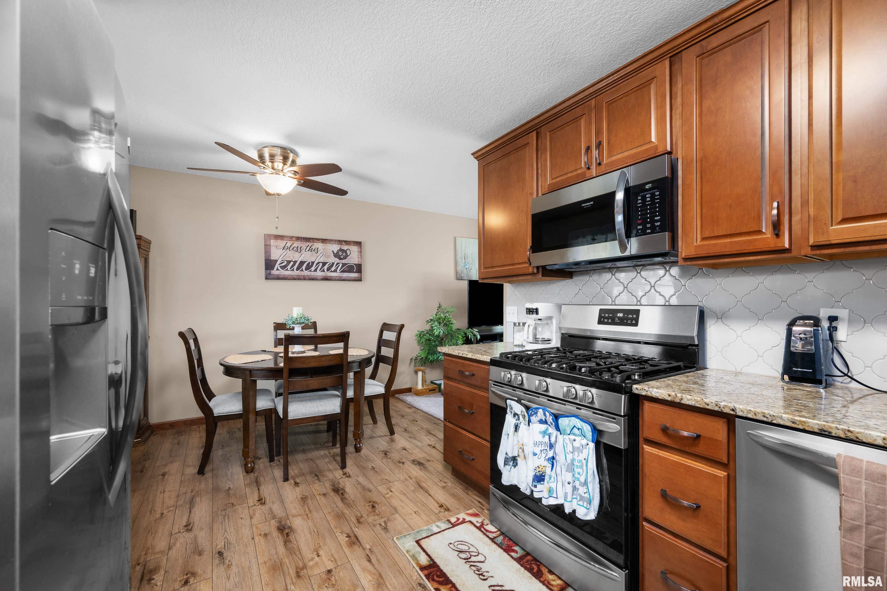 2614 W 59th Street, Davenport, Iowa image 17