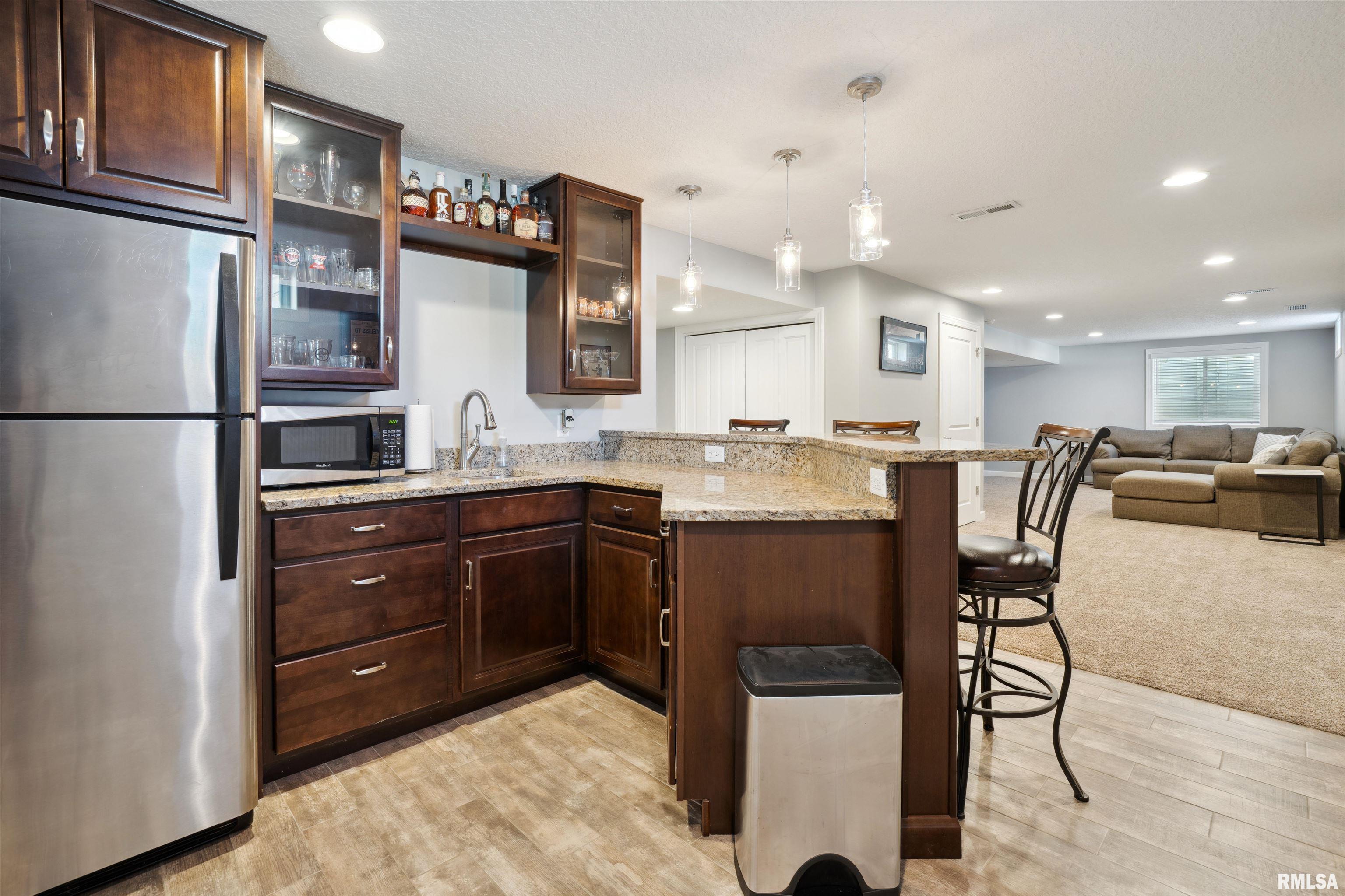 5838 Belle Avenue, Davenport, Iowa image 32