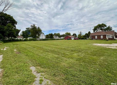 Vacant Land For Sale - 153 & 175 N Henderson Street<br/> Galesburg, IL 61401