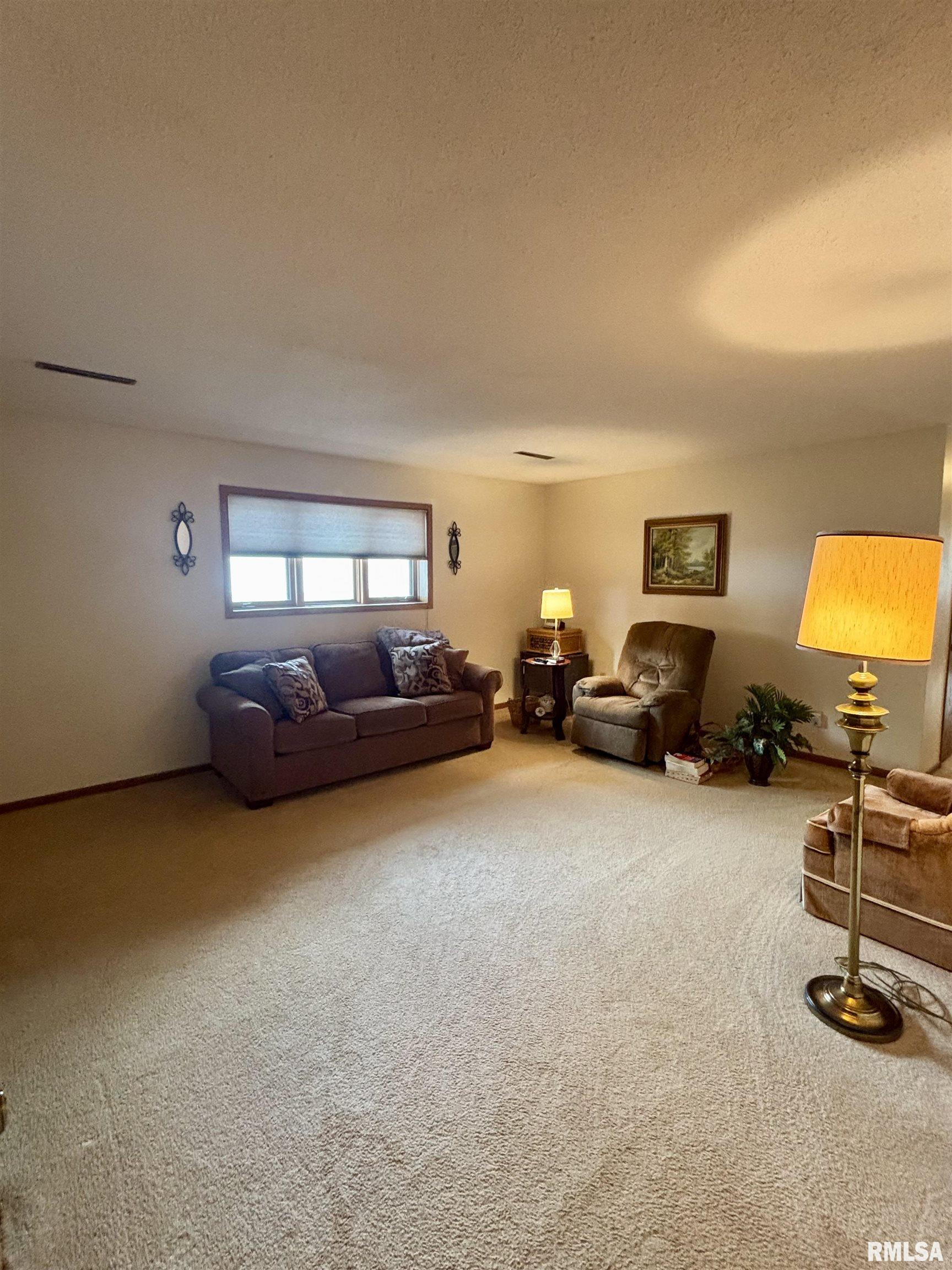 4175 31st Street #1C, Bettendorf, Iowa image 5