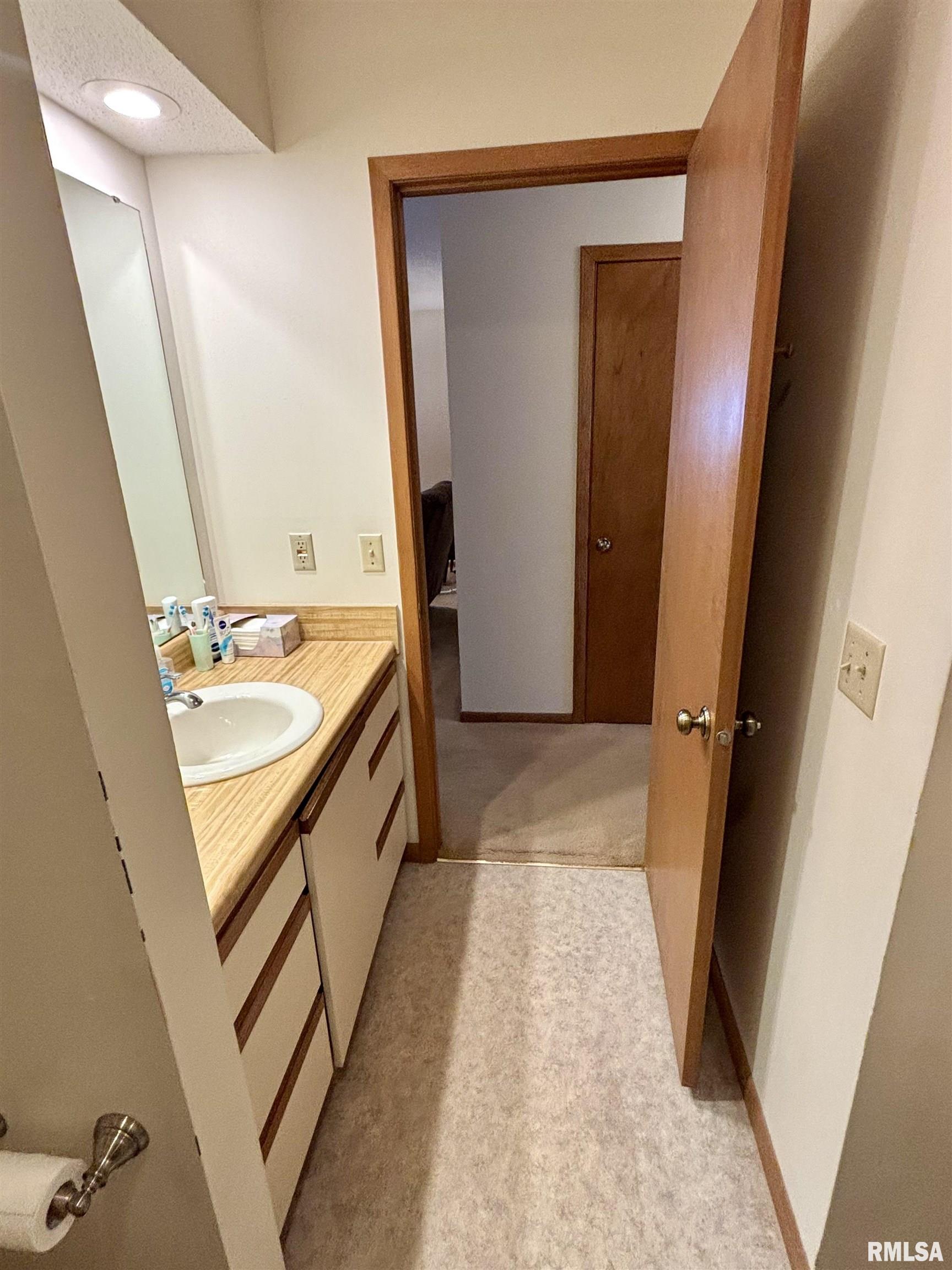 4175 31st Street #1C, Bettendorf, Iowa image 10