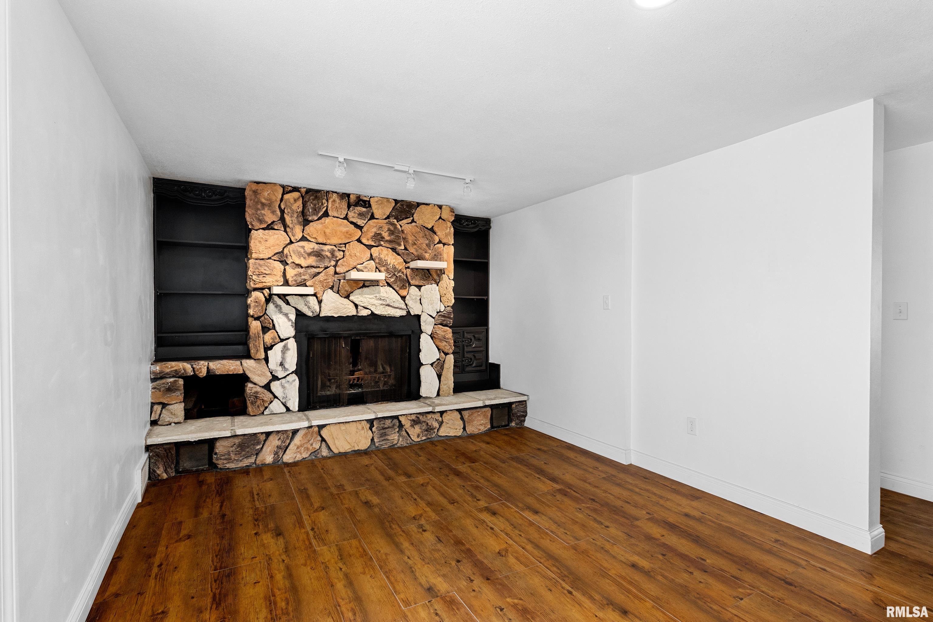 1305 Fischer Road, Creve Coeur, Illinois image 20