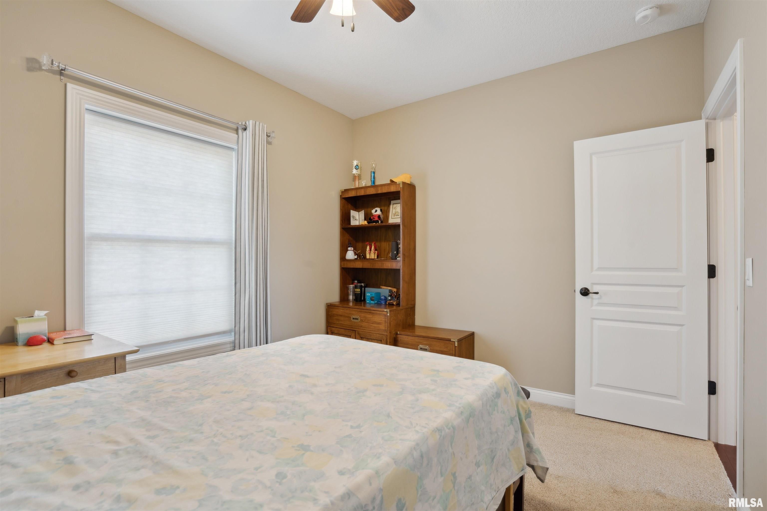 4377 Happiness Lane, Bettendorf, Iowa image 23
