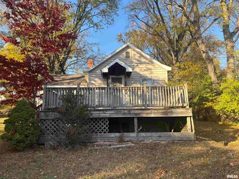 Homes For Sale - 1601 E London Avenue<br/> Peoria, IL 61603