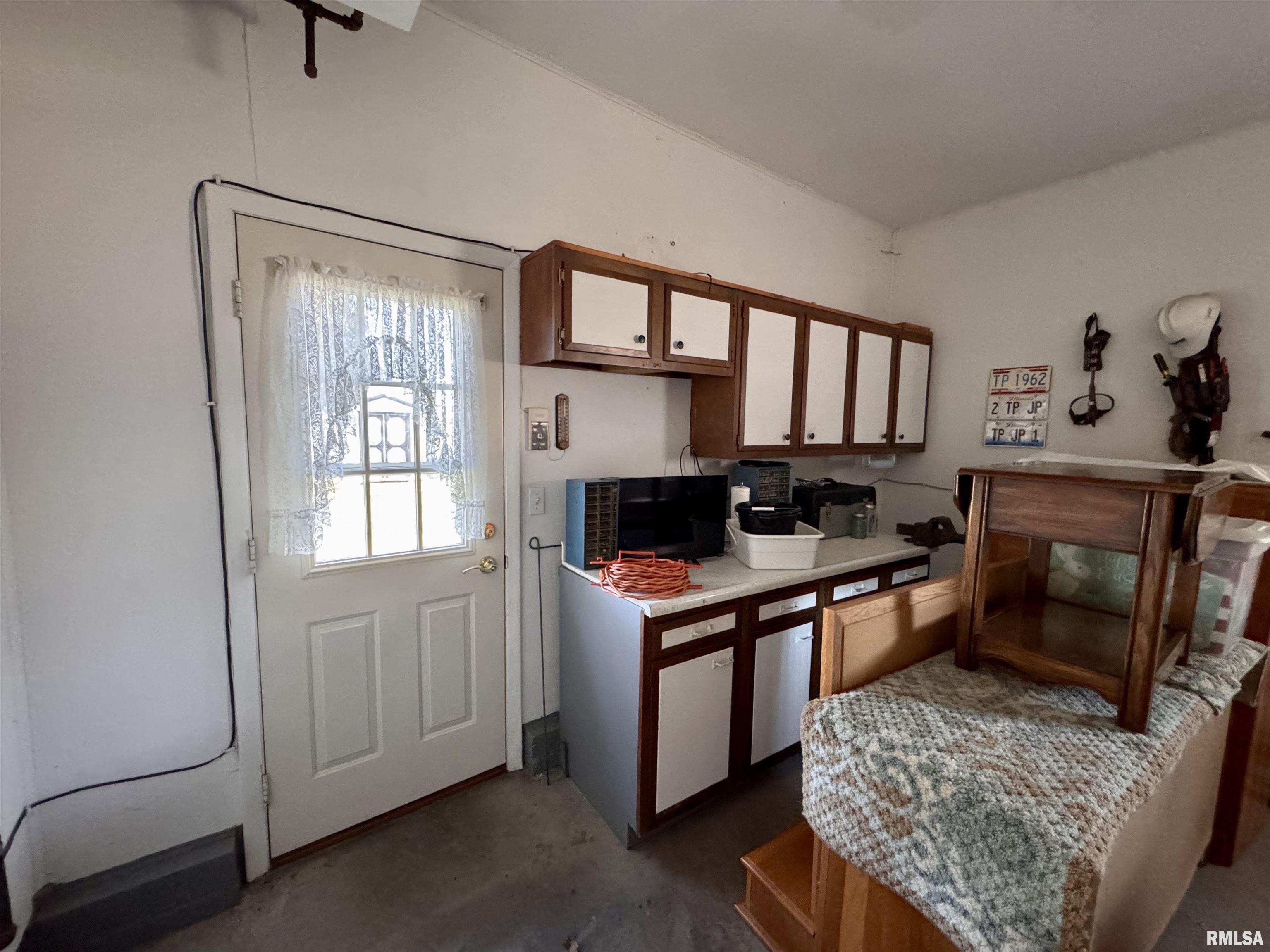1218 Rebecca Lane, Macomb, Illinois image 18