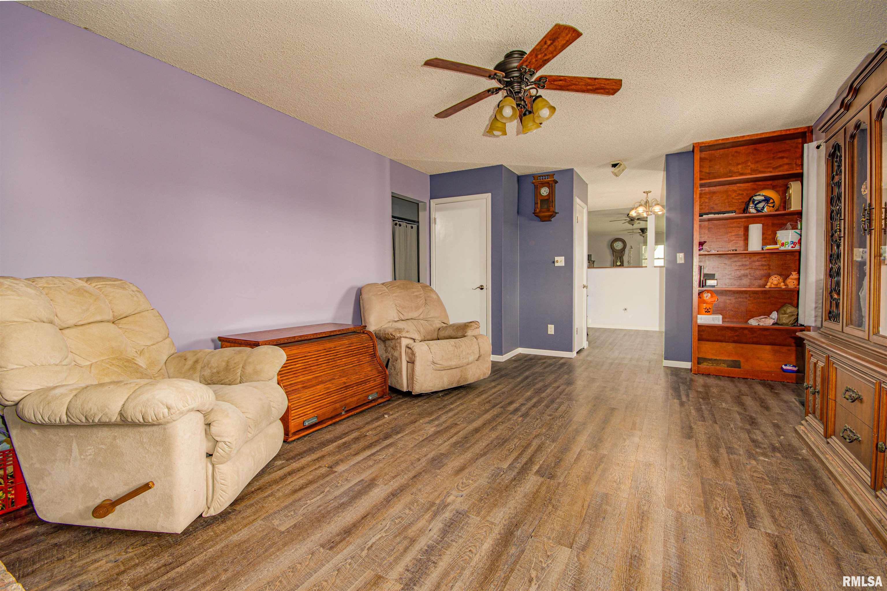 102 Hawthorn Estates, Salem, Illinois image 33