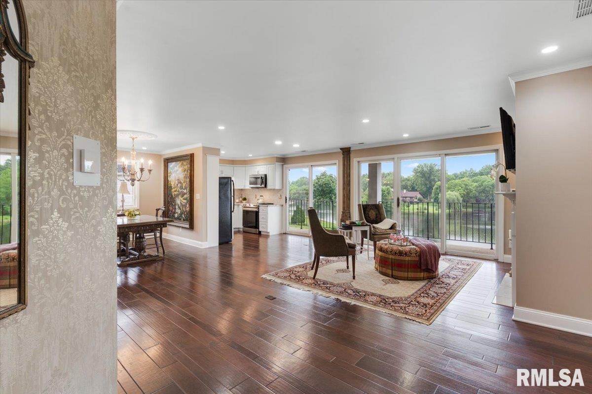 3132 Huntington Woods Drive #3132, Springfield, Illinois image 3