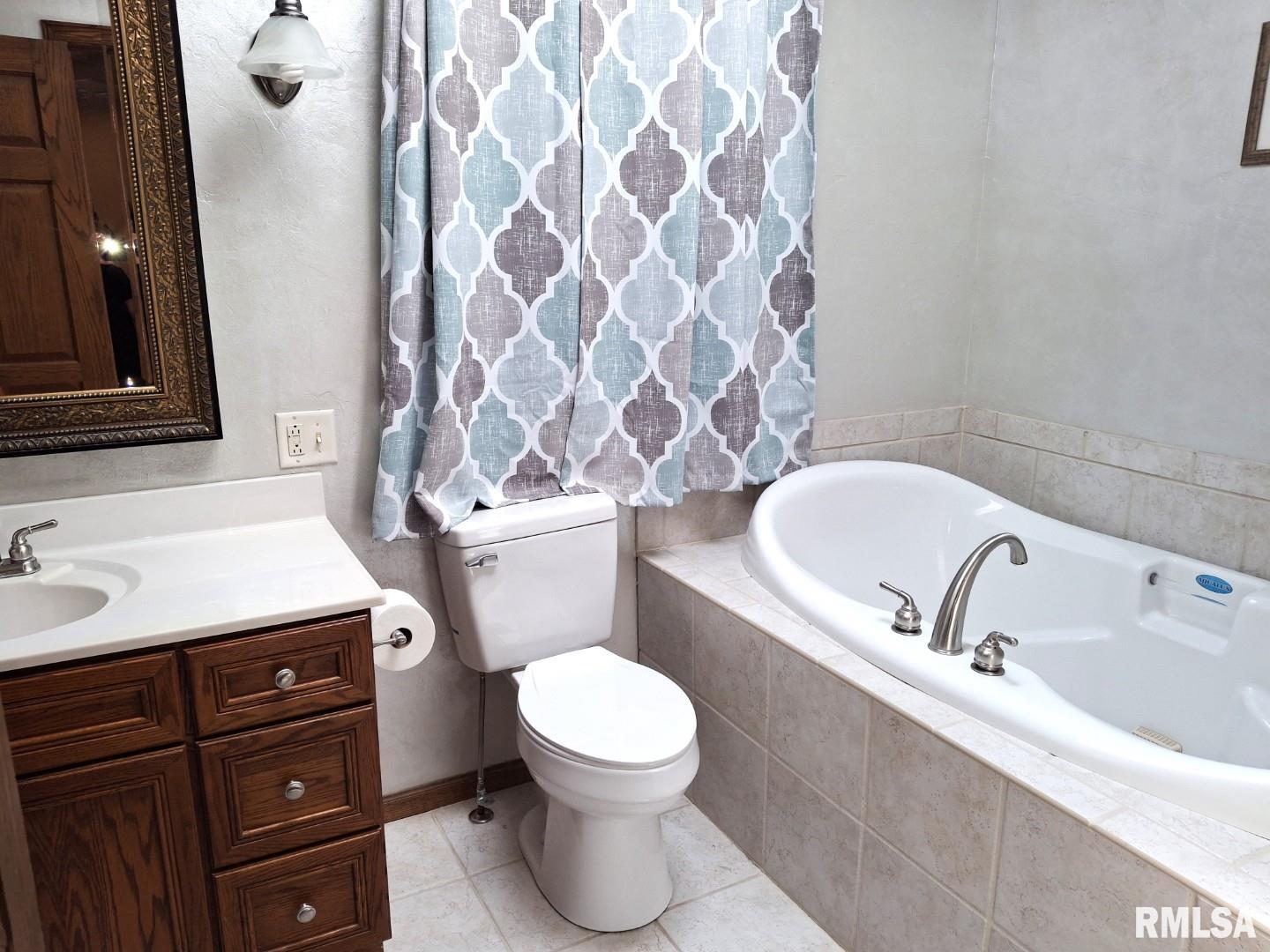 800 N 12th Avenue, Canton, Illinois image 37