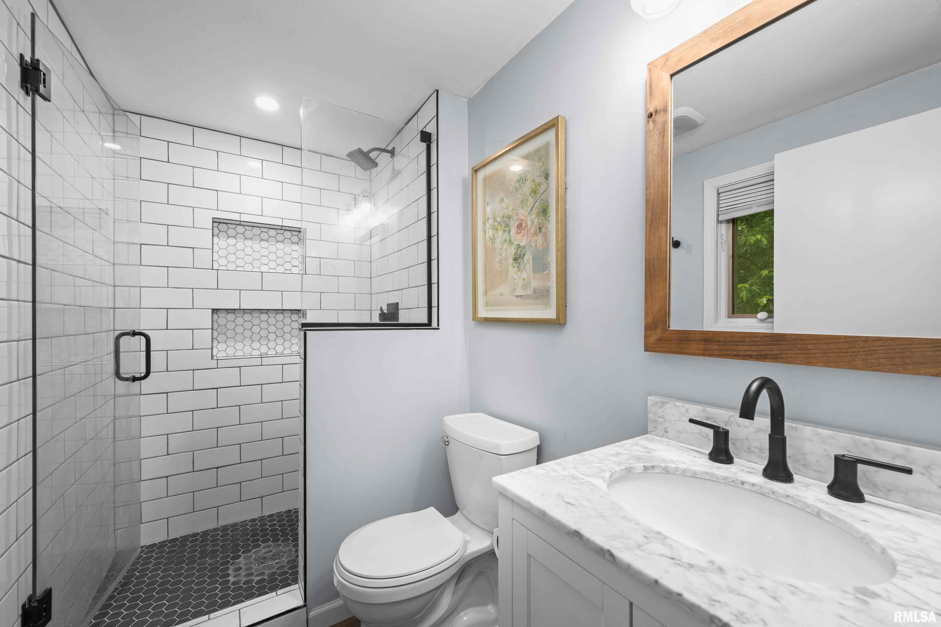 2535 E Dale Court, Bettendorf, Iowa image 30