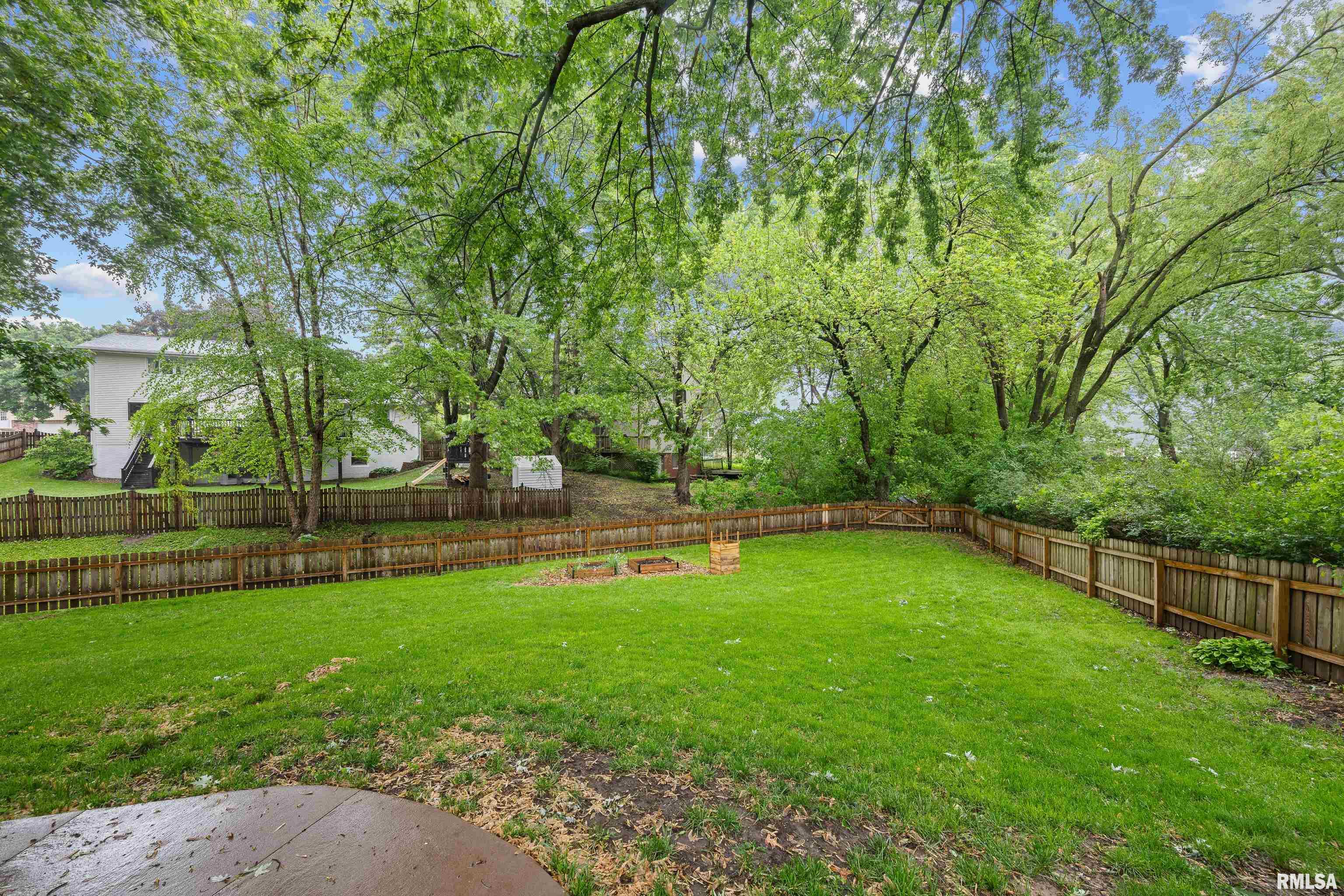 2535 E Dale Court, Bettendorf, Iowa image 47