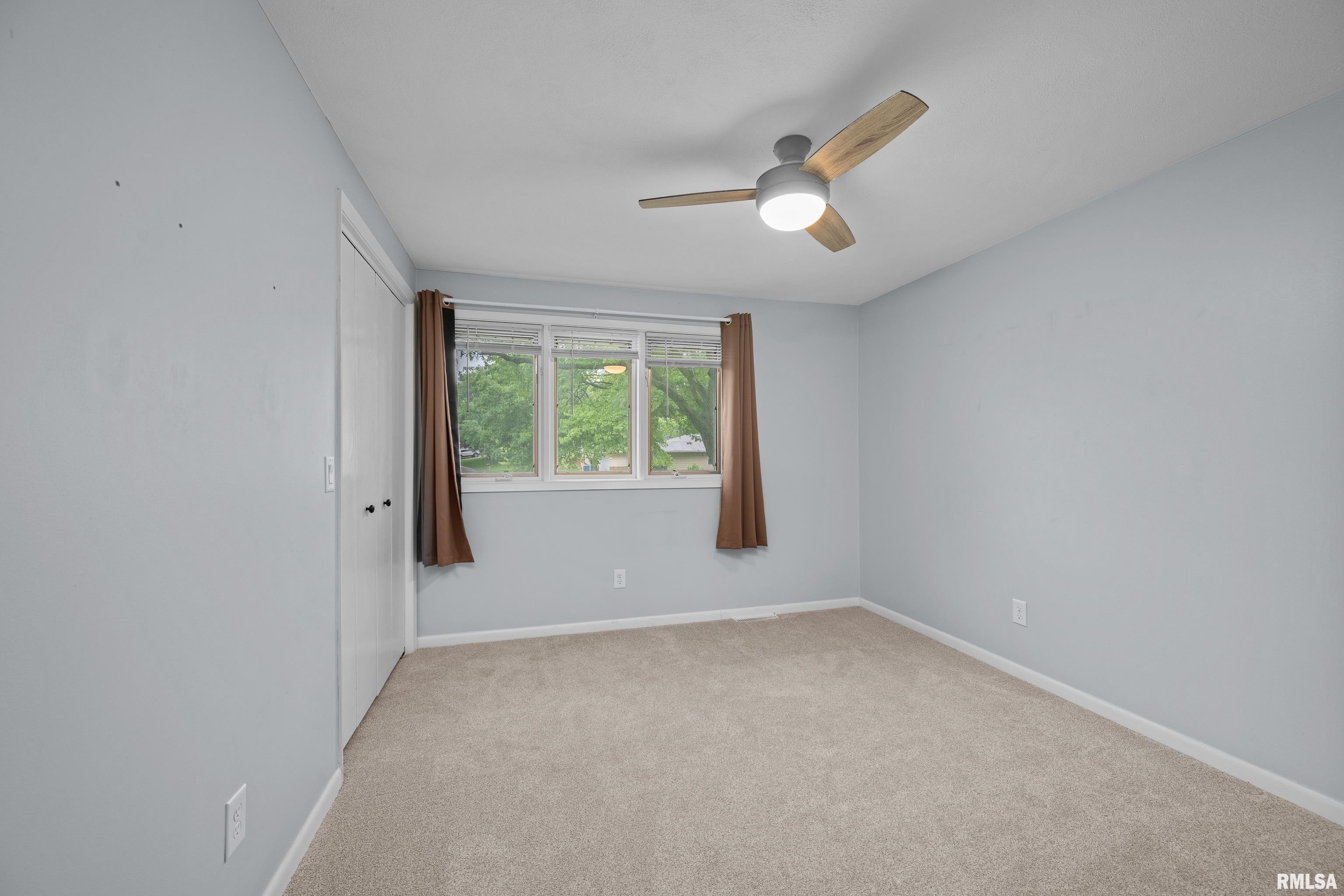 2535 E Dale Court, Bettendorf, Iowa image 22