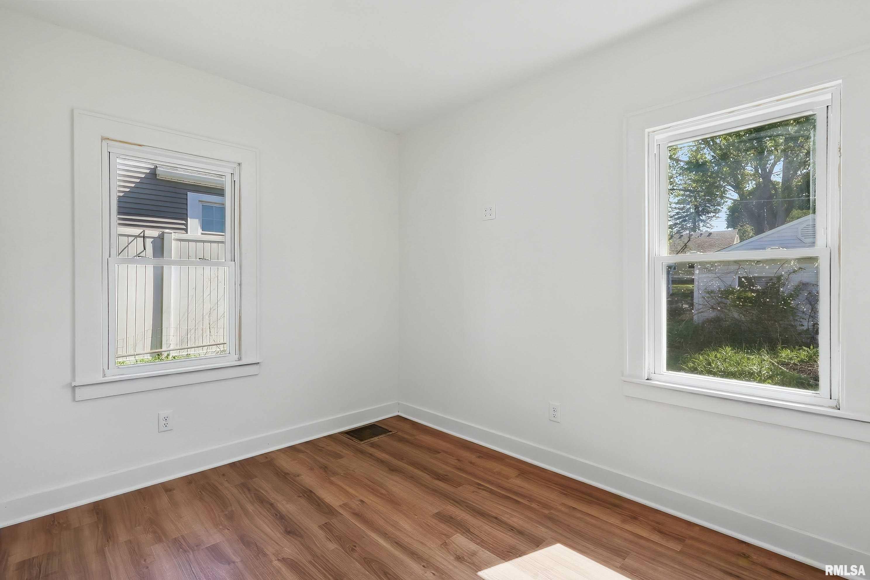 3433 Washington Street, Davenport, Iowa image 15