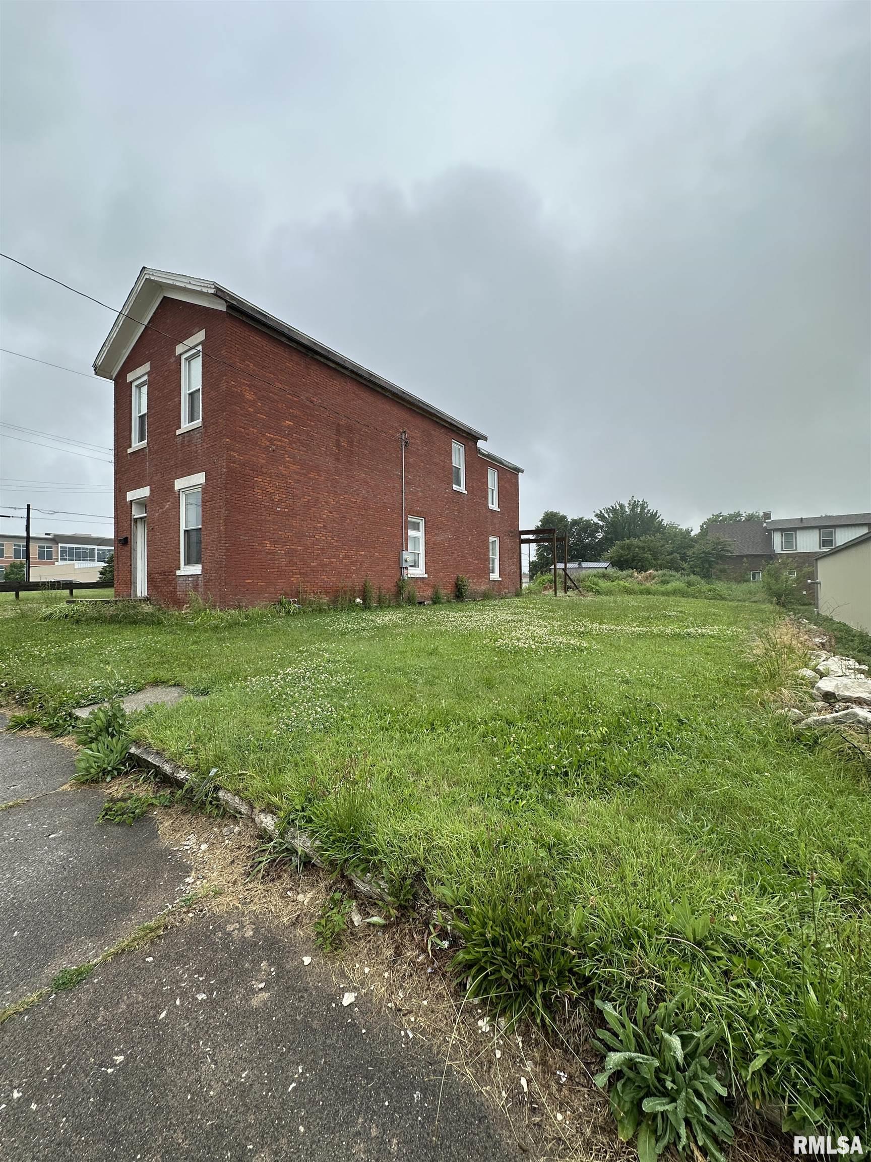 431 N 5th Street, Quincy, Illinois image 6