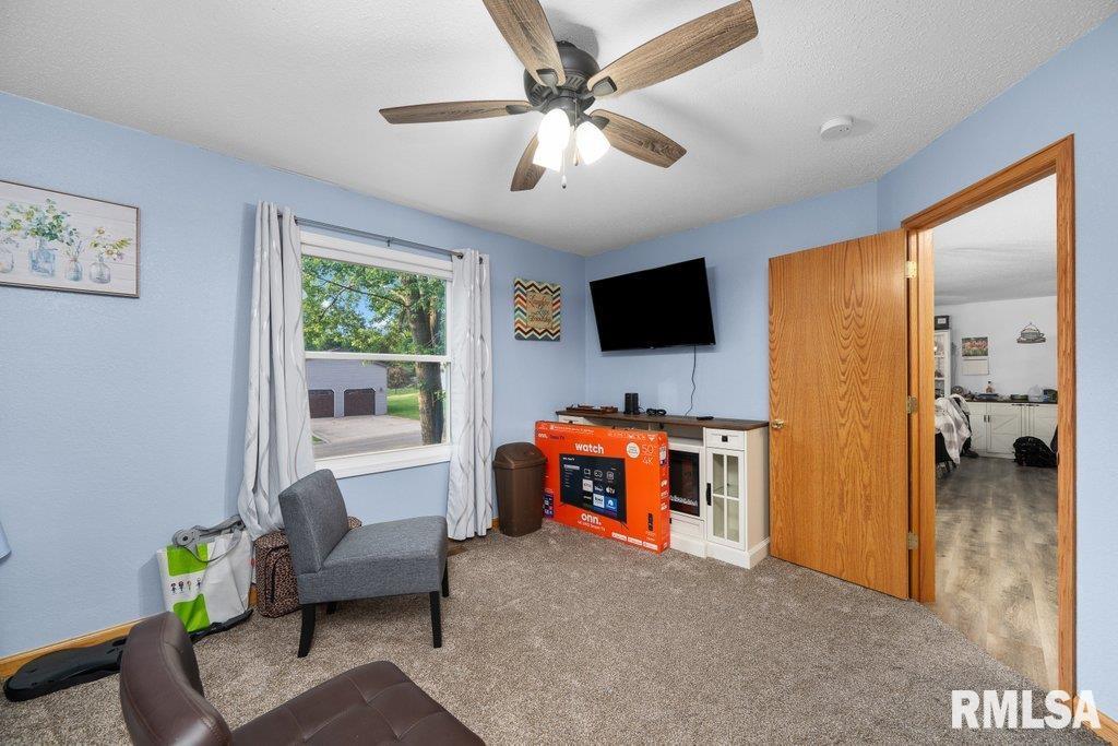 911 Cardinal Drive, Maquoketa, Iowa image 16