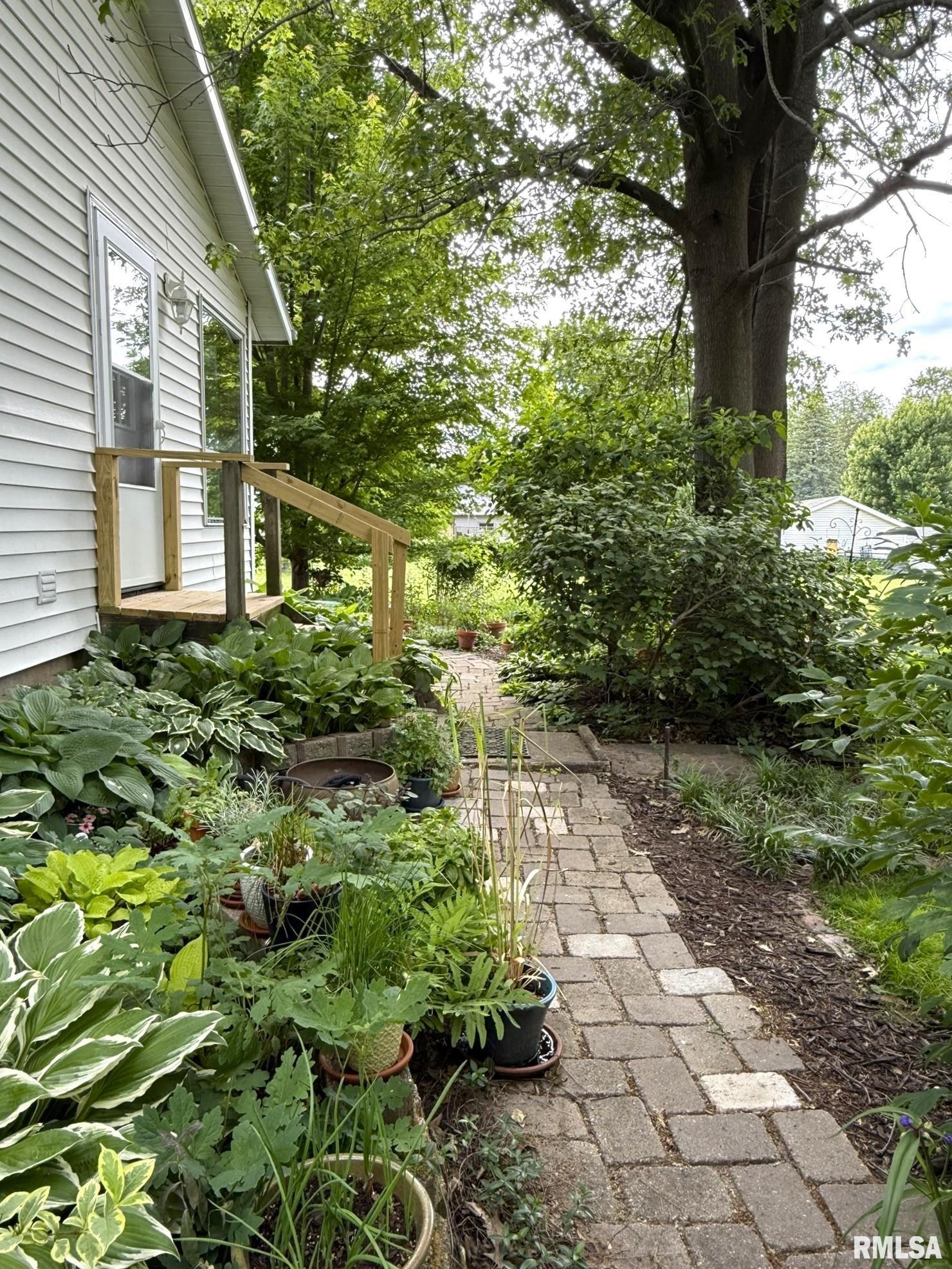 131 E Willard Street, Wataga, Illinois image 12