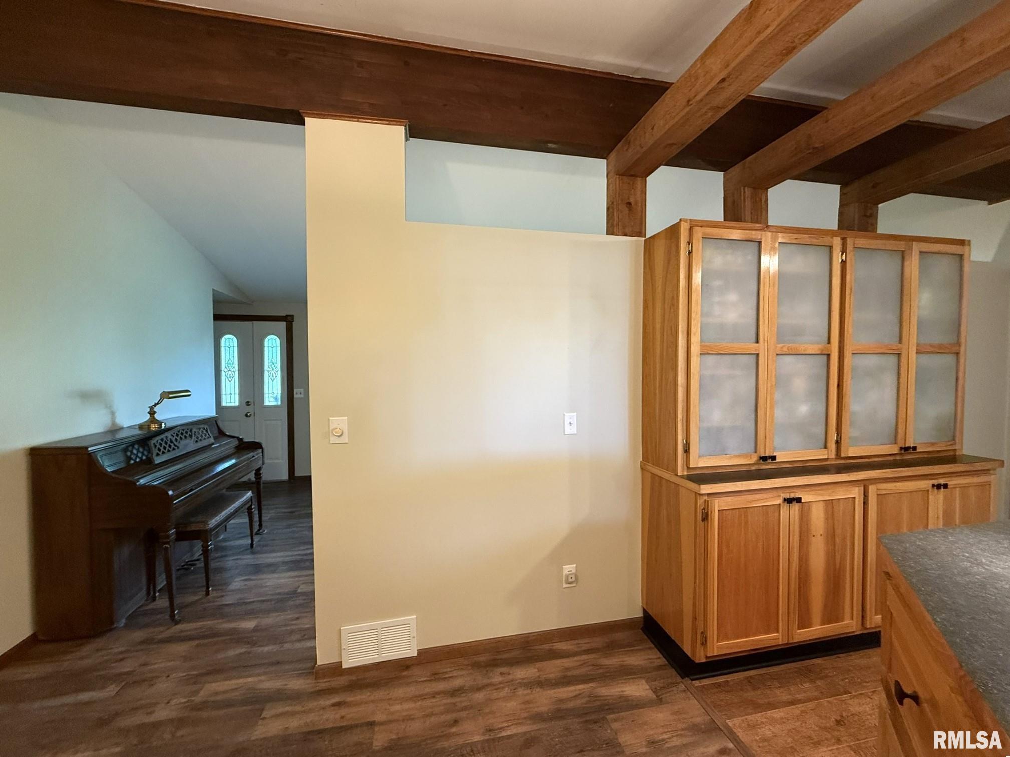 131 E Willard Street, Wataga, Illinois image 21