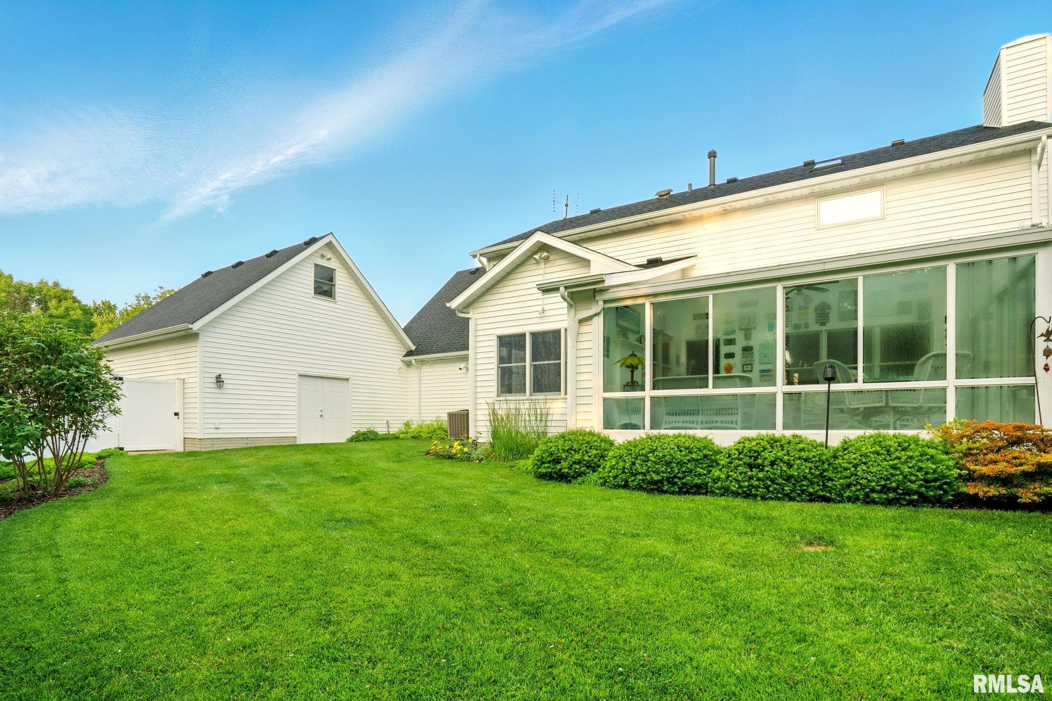 4513 Stone Haven Drive, Bettendorf, Iowa image 42
