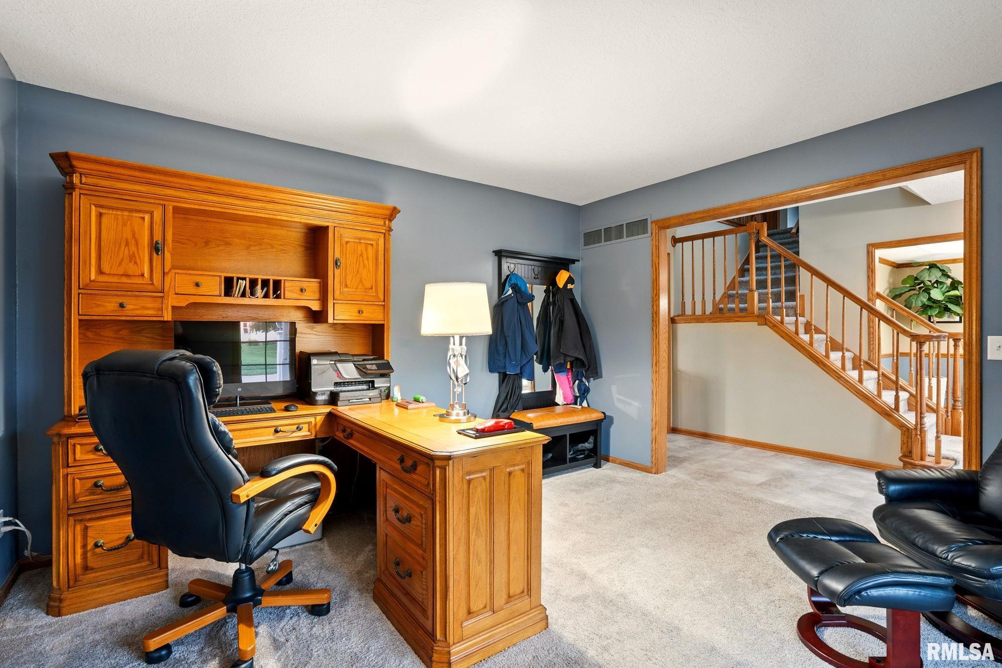 4513 Stone Haven Drive, Bettendorf, Iowa image 6