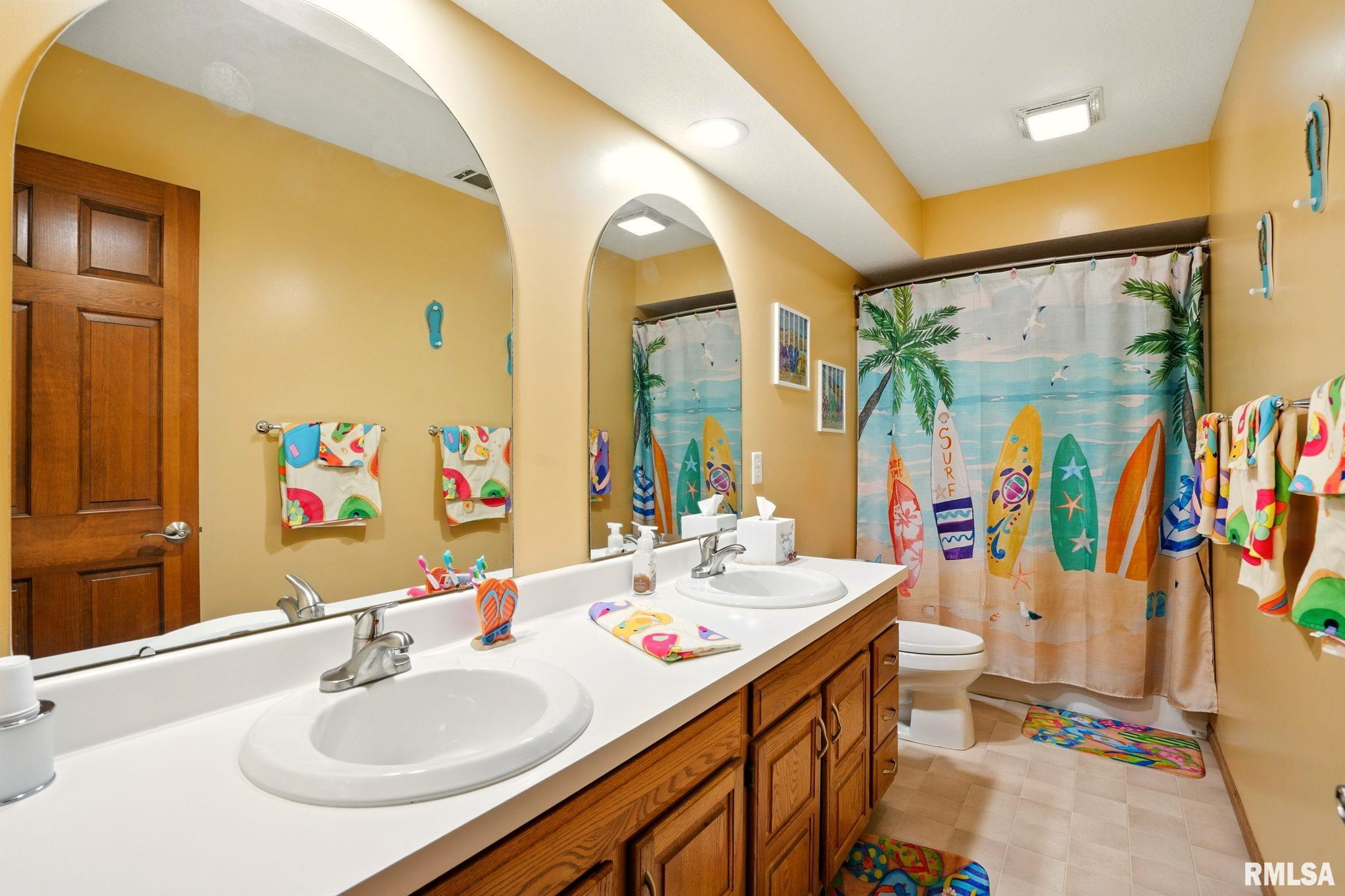 4513 Stone Haven Drive, Bettendorf, Iowa image 28