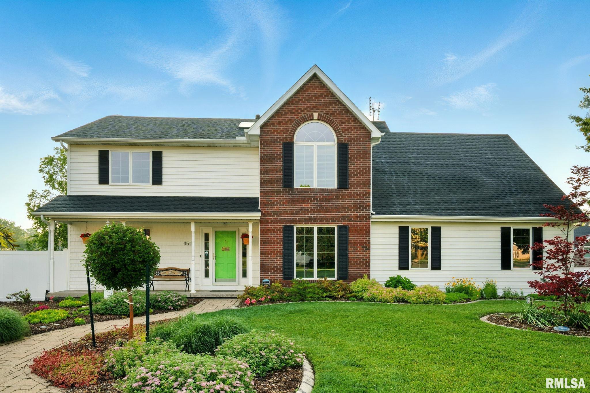 4513 Stone Haven Drive, Bettendorf, Iowa image 2