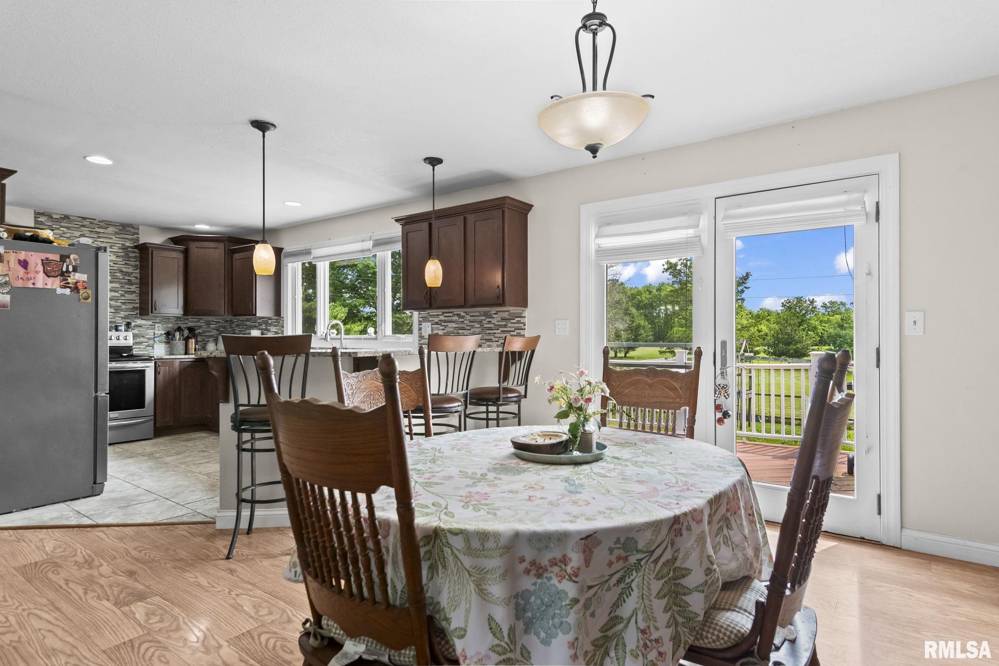 8472 Cardinal Hill Road, Rochester, Illinois image 15
