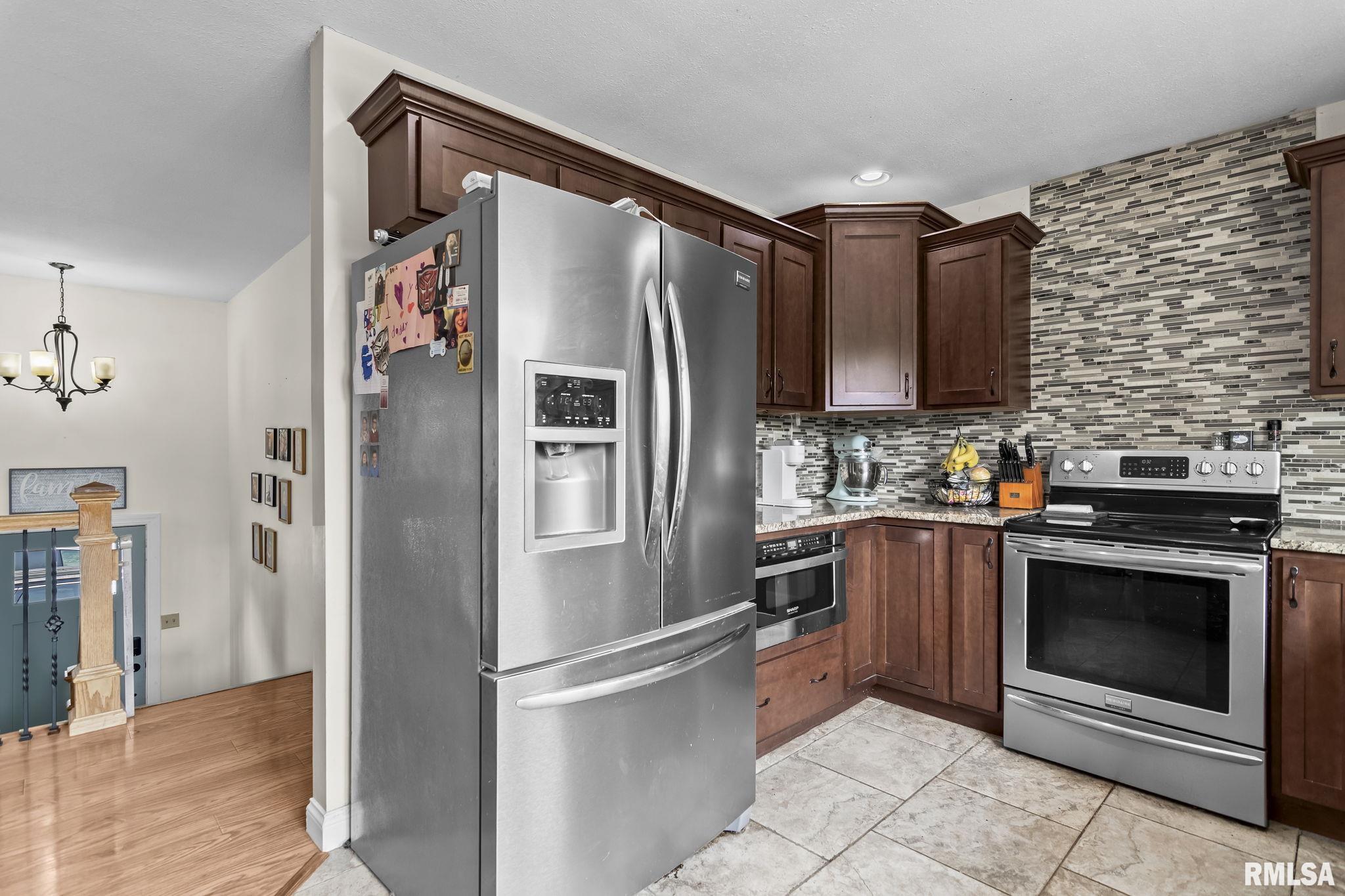 8472 Cardinal Hill Road, Rochester, Illinois image 11