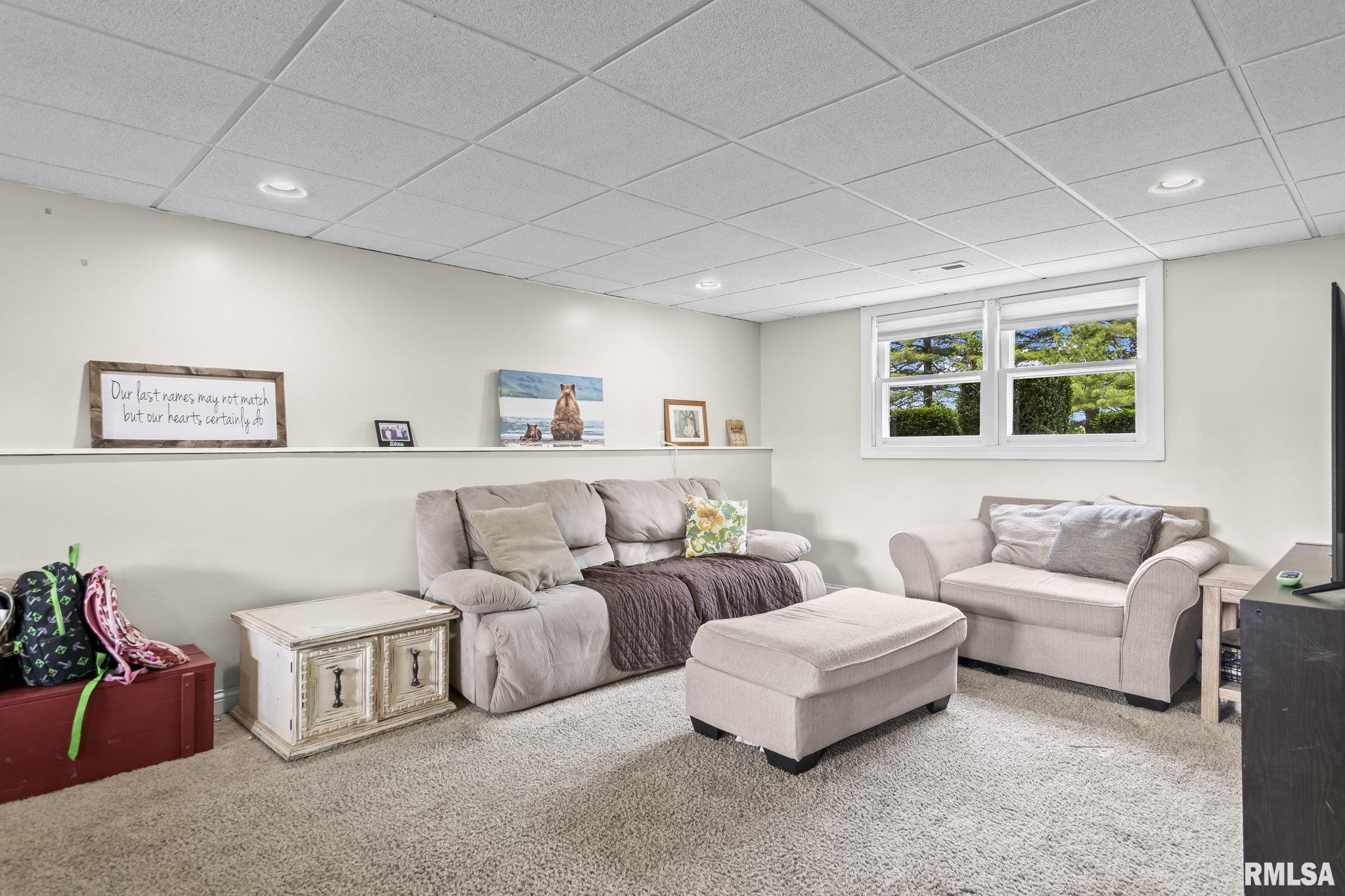 8472 Cardinal Hill Road, Rochester, Illinois image 25