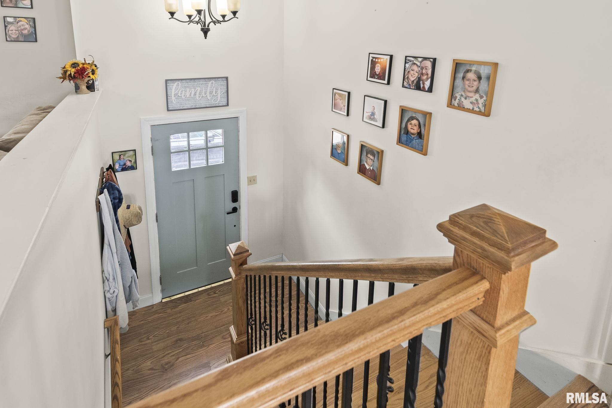 8472 Cardinal Hill Road, Rochester, Illinois image 4