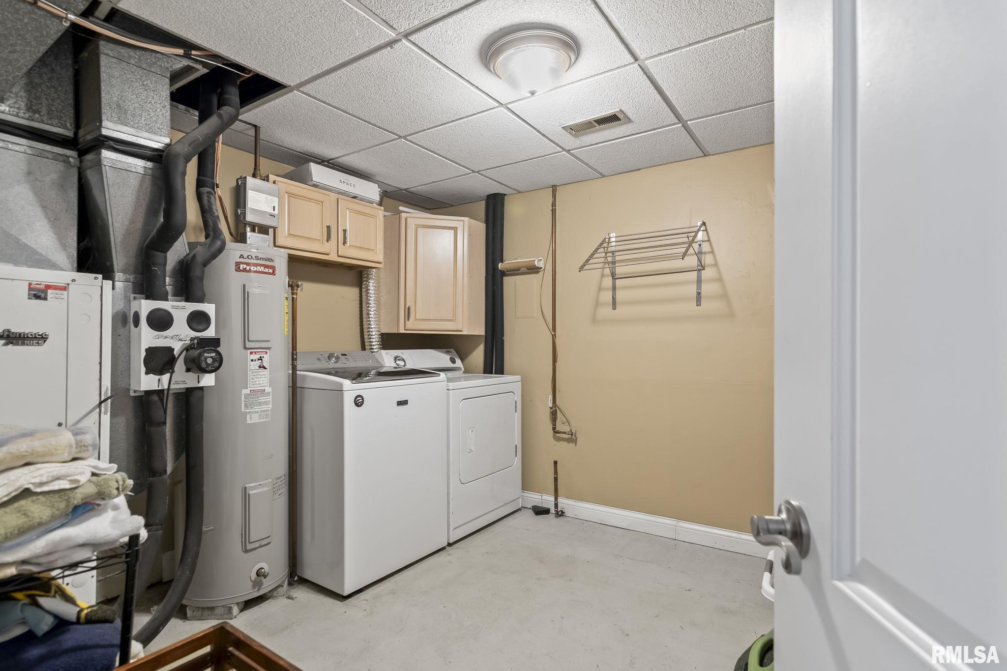 8472 Cardinal Hill Road, Rochester, Illinois image 34