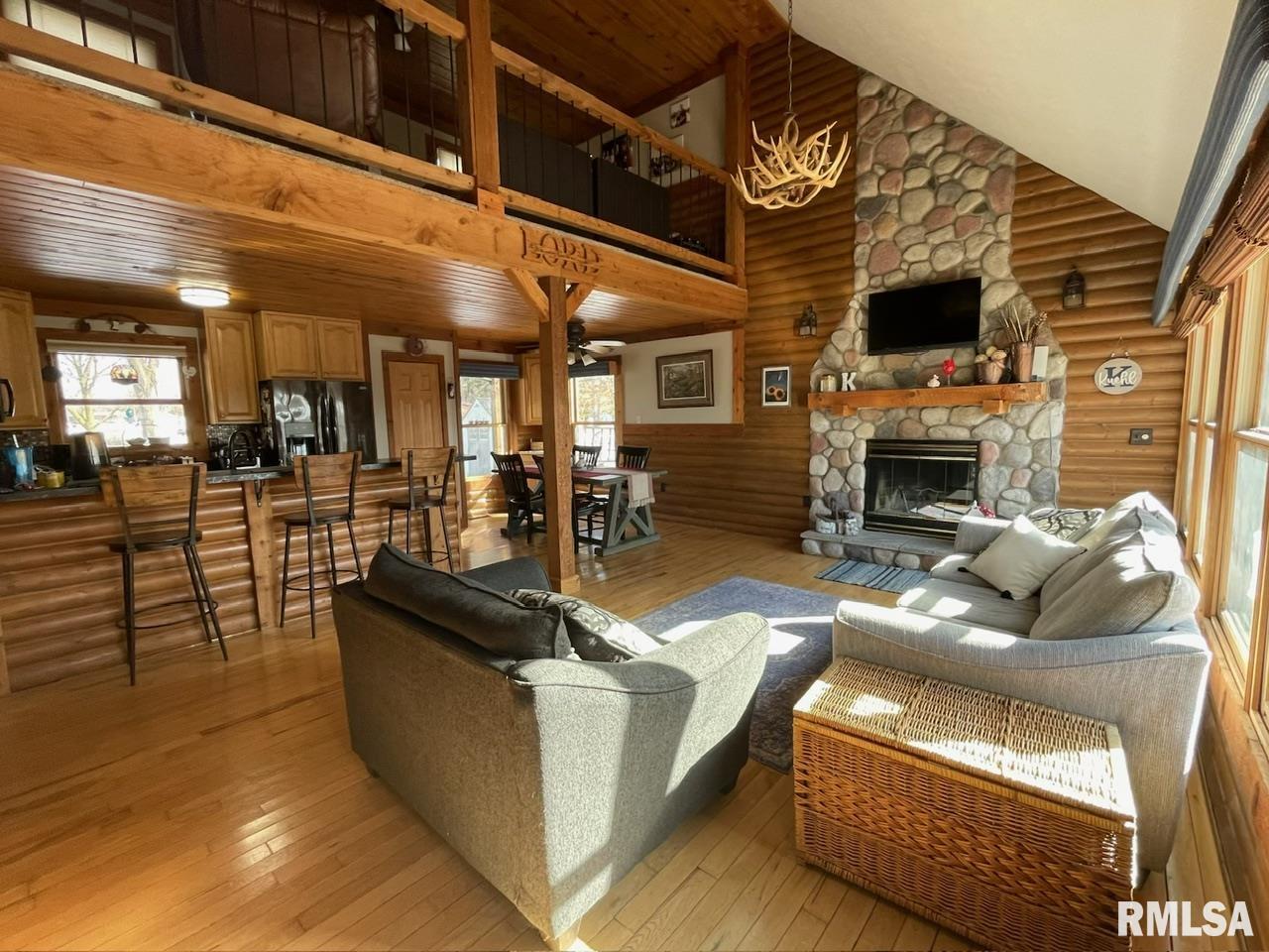 15364 New Salem Bluff Road, Petersburg, Illinois image 3