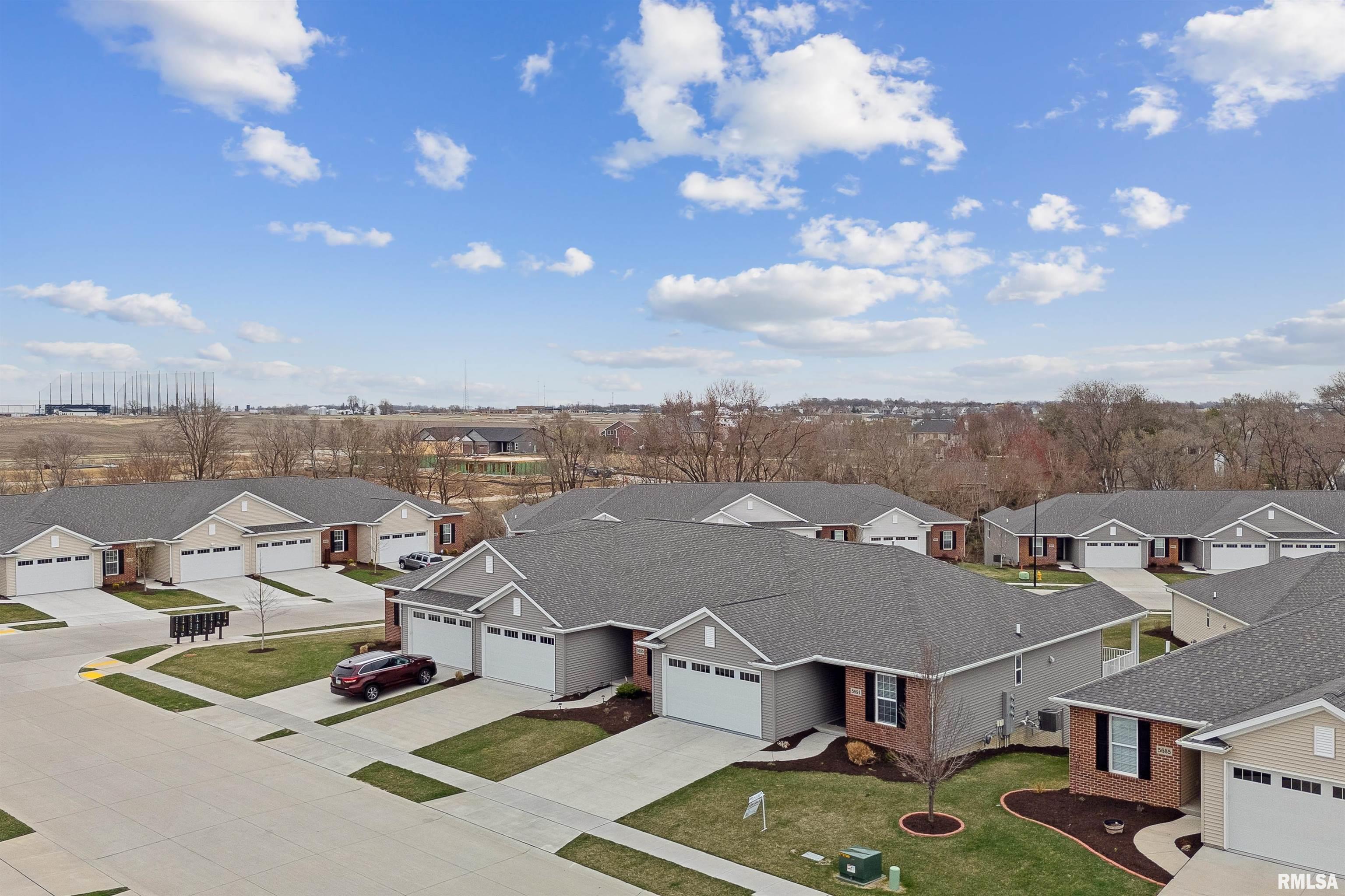 5691 Red Fox Road, Bettendorf, Iowa image 27