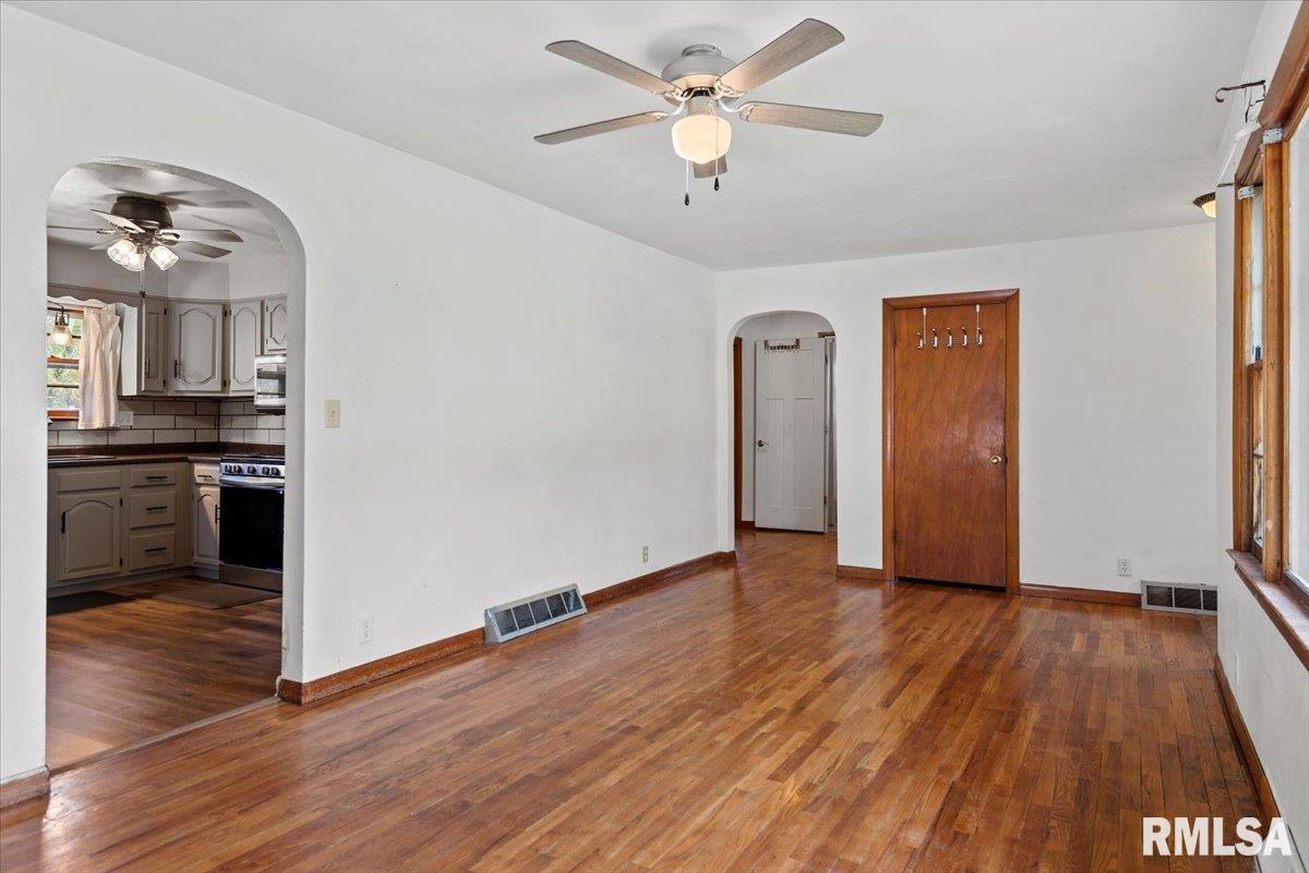 501 Star Avenue, Springfield, Illinois image 13