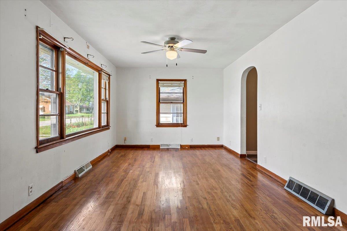 501 Star Avenue, Springfield, Illinois image 11