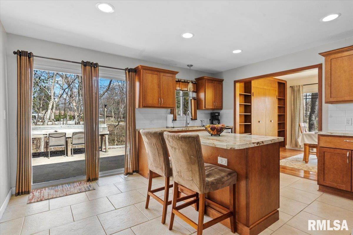 61 W Hazel Dell Lane, Springfield, Illinois image 13