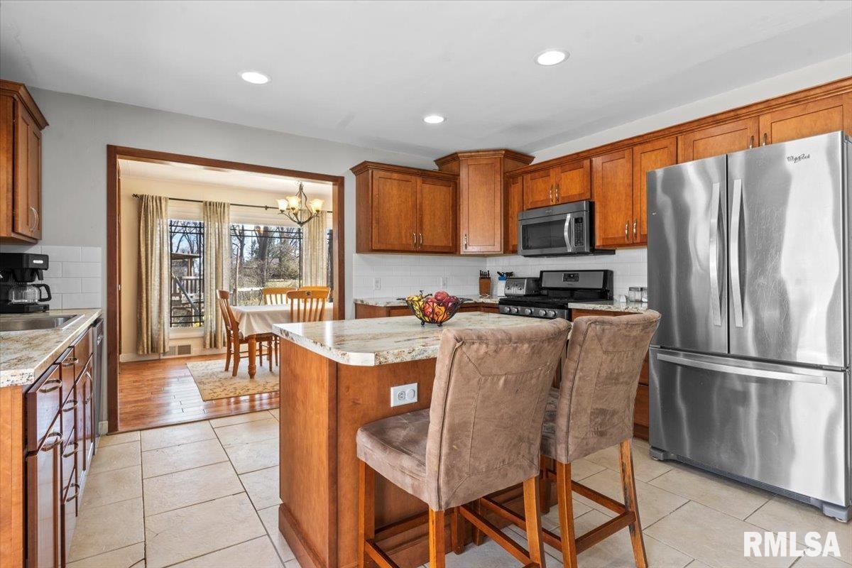 61 W Hazel Dell Lane, Springfield, Illinois image 12