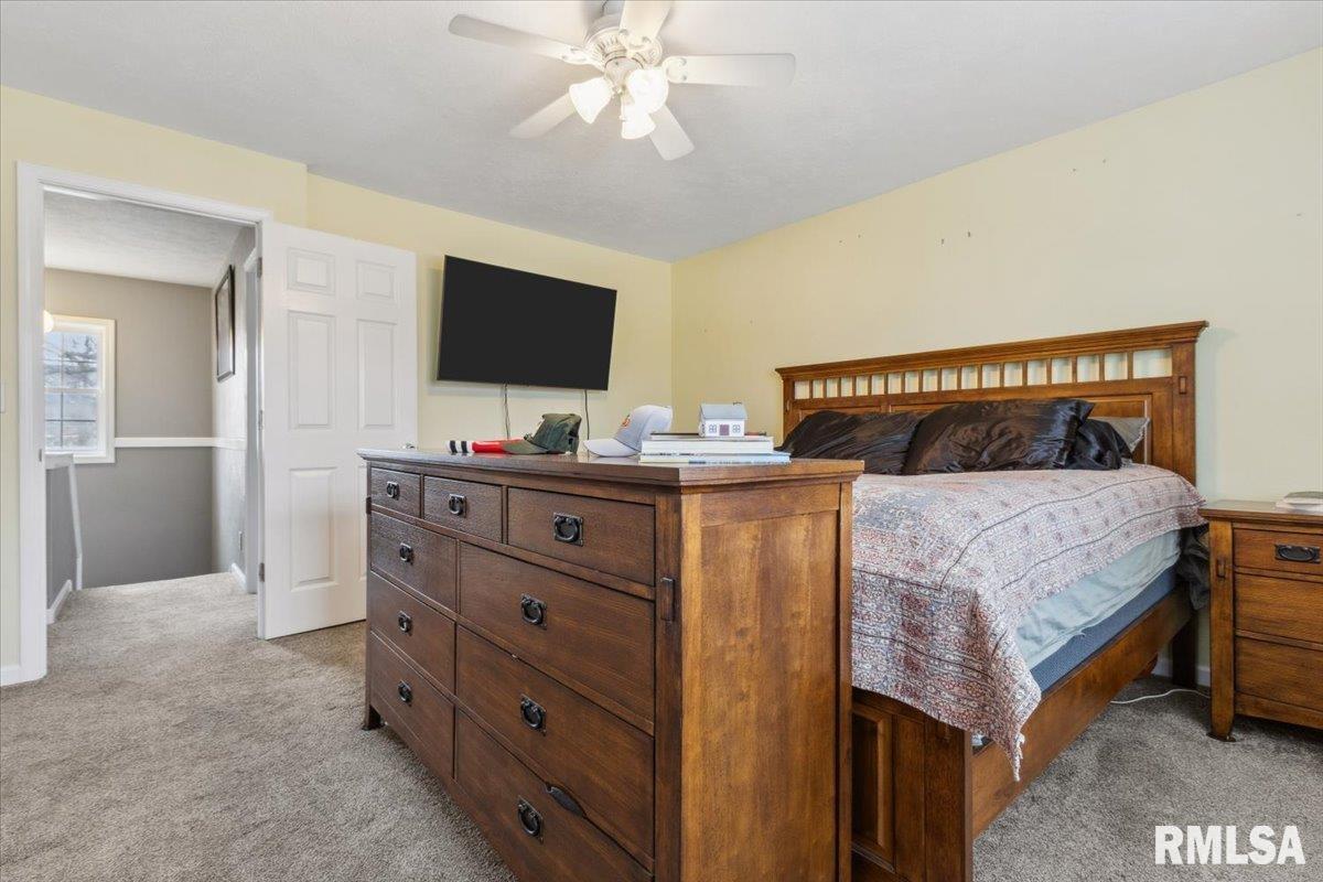307 N Jefferson Street, Washburn, Illinois image 25