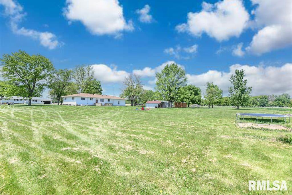 8810 S Coats Road, Glasford, Illinois image 41