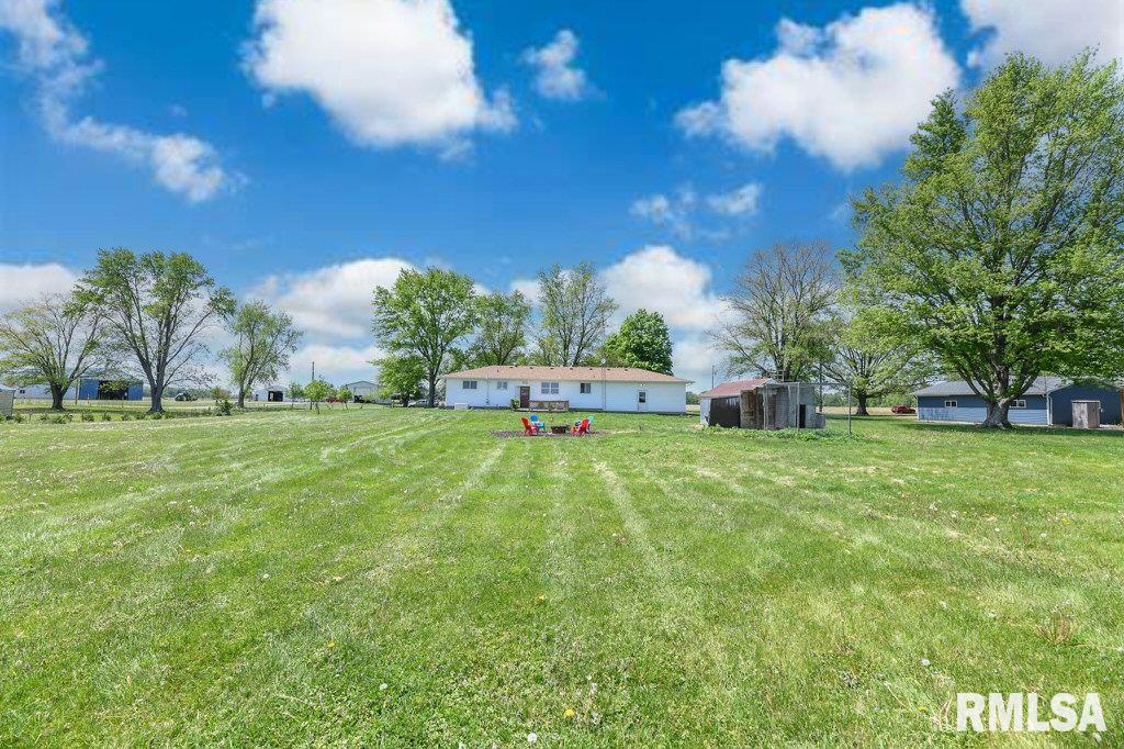 8810 S Coats Road, Glasford, Illinois image 40