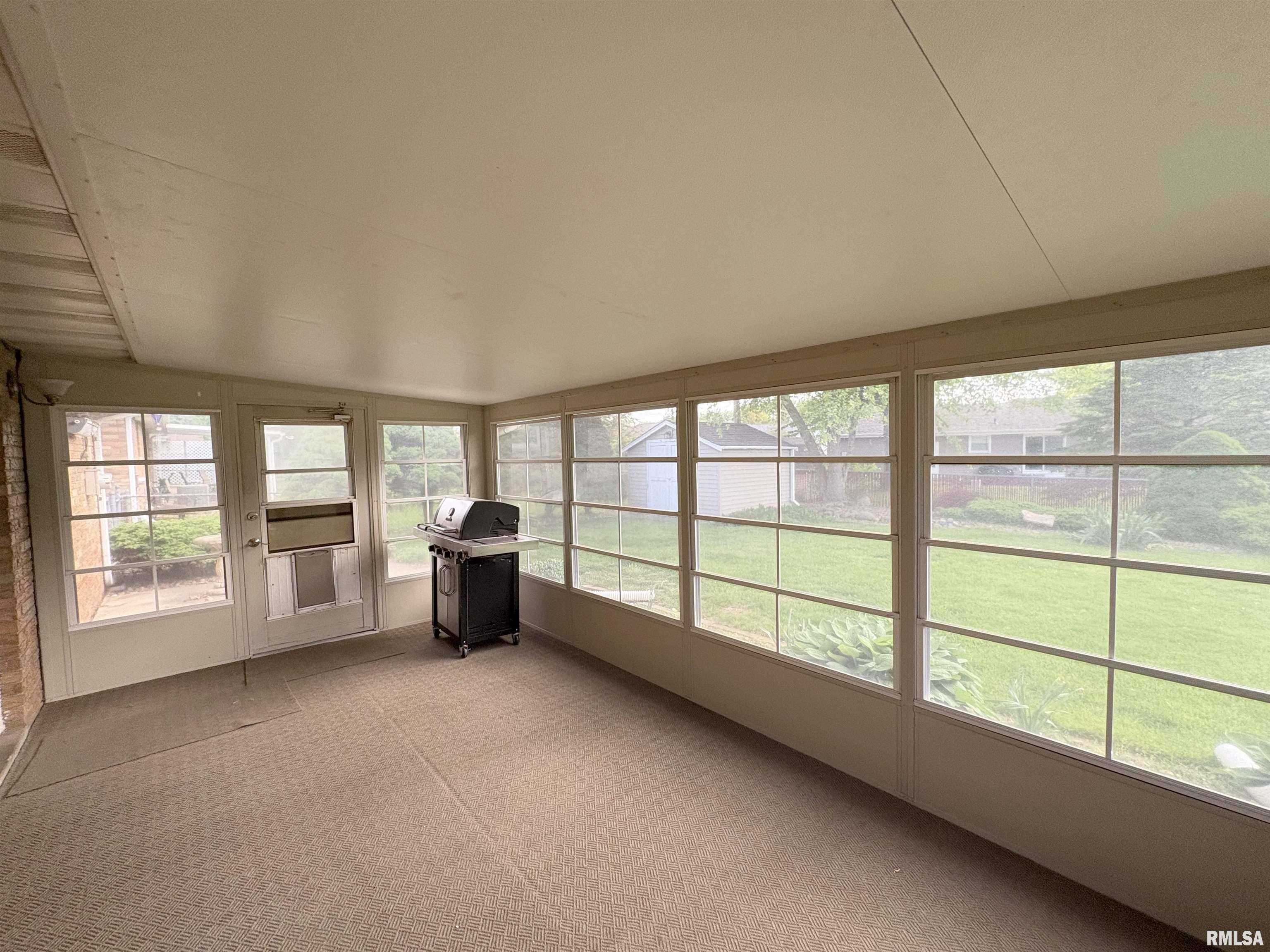 1015 S Mesa Drive, Peoria, Illinois image 37
