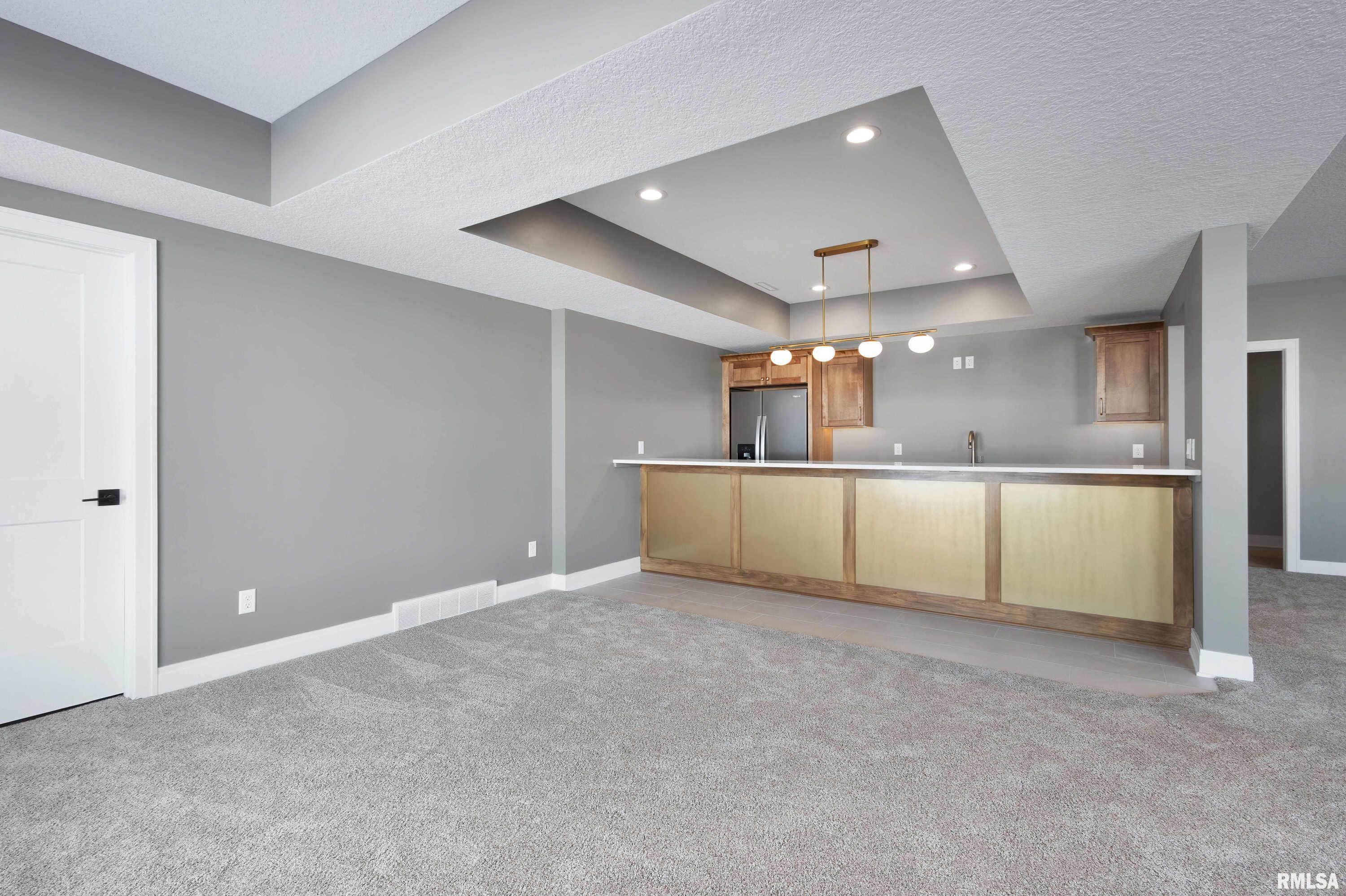 6830 Wilderness Pointe, Bettendorf, Iowa image 48