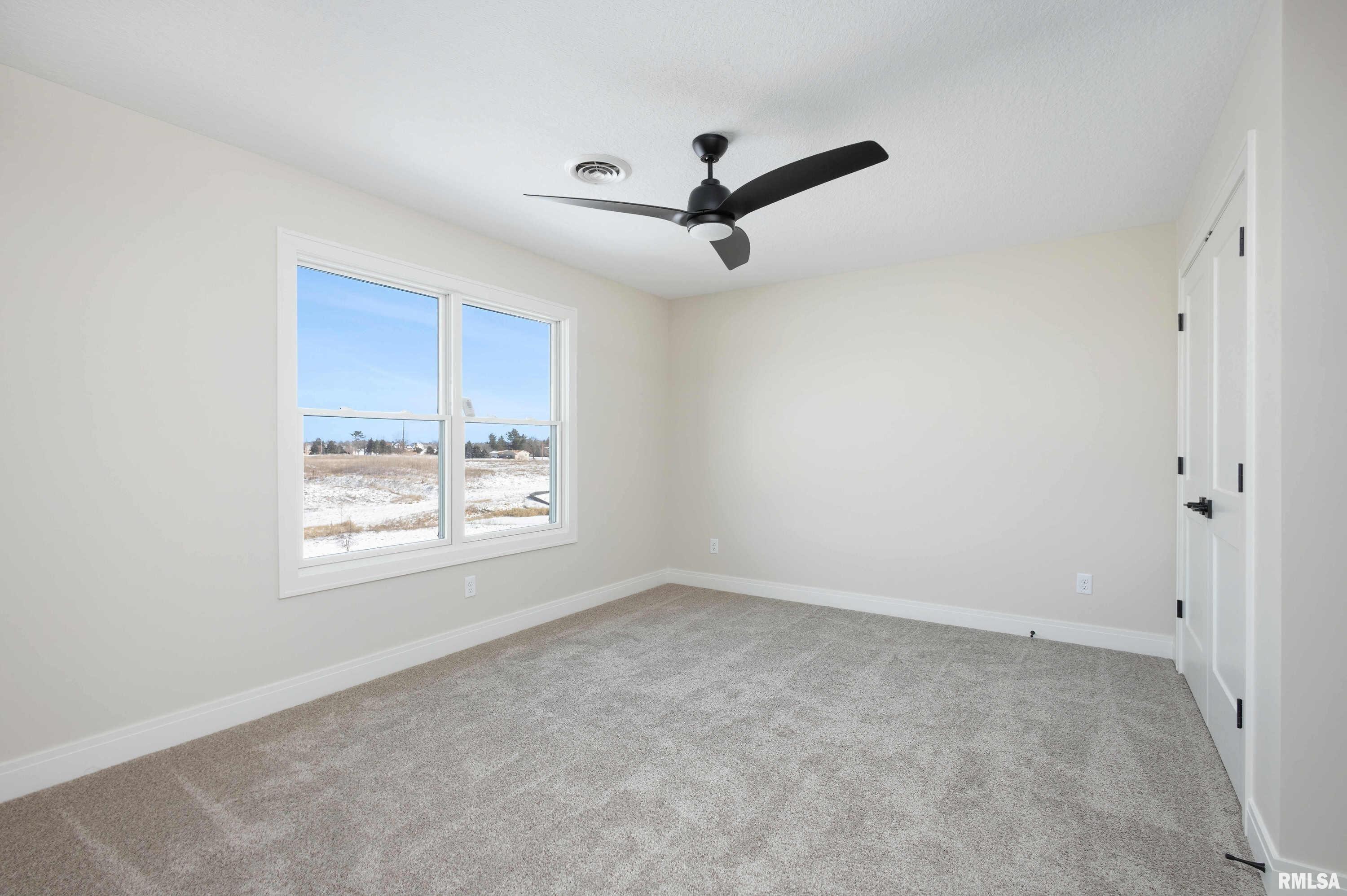 6830 Wilderness Pointe, Bettendorf, Iowa image 44