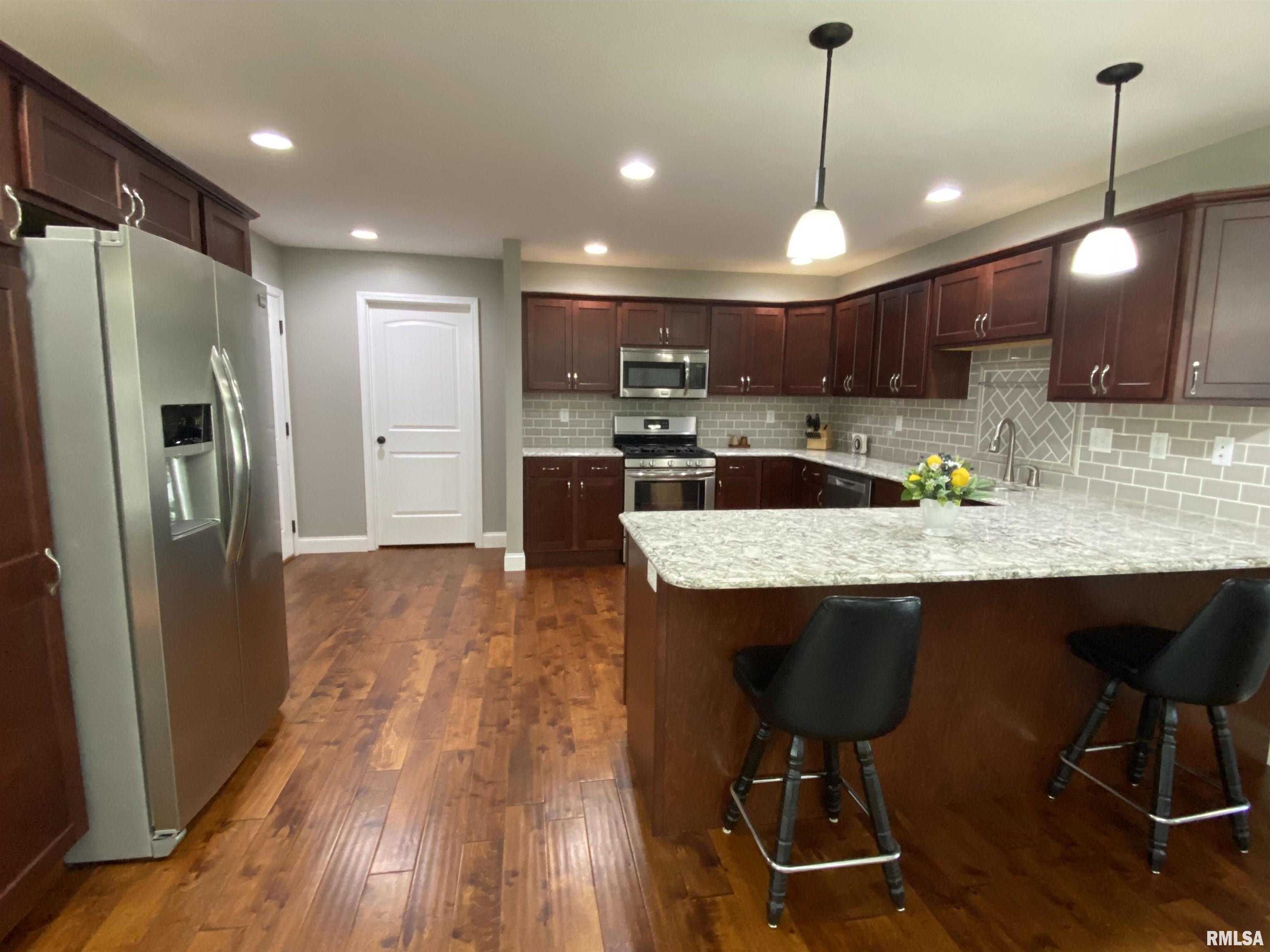 1620 Ptarmigan Drive, Chatham, Illinois image 15