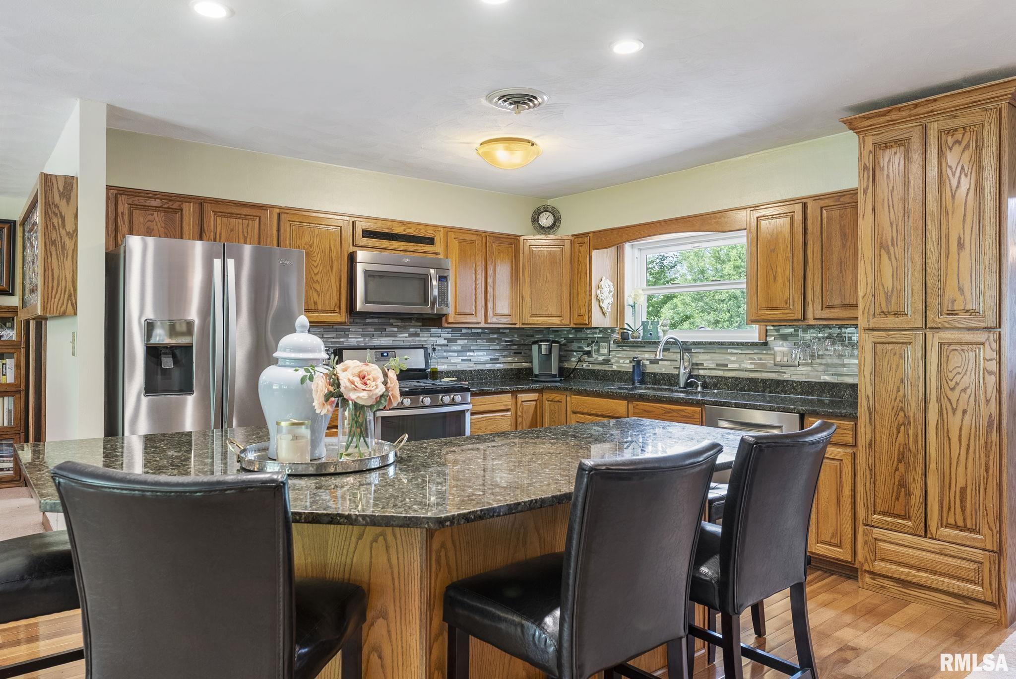 11 Shady Lane, Geneseo, Illinois image 8