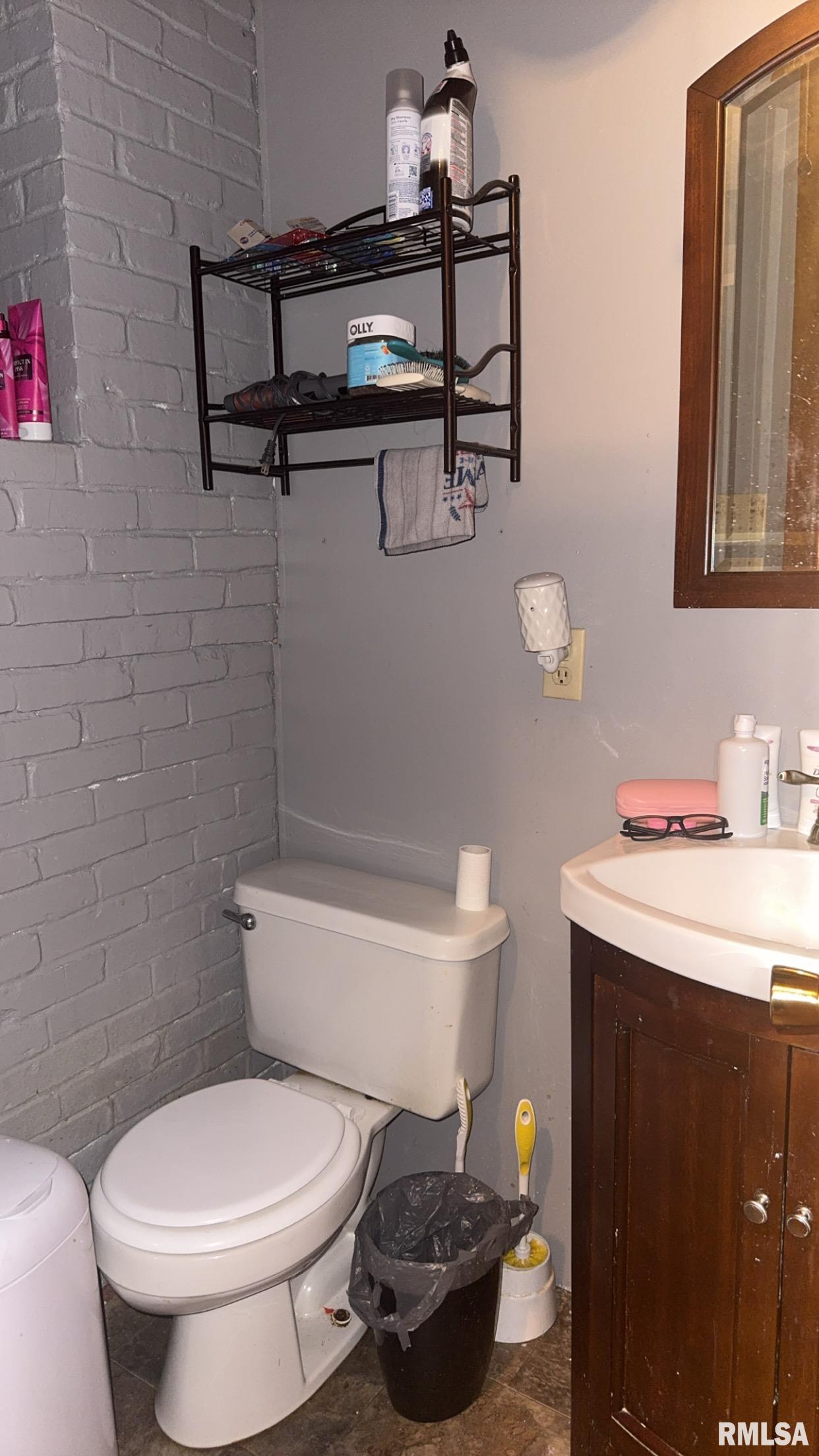 802 W Lindell Street, West Frankfort, Illinois image 19