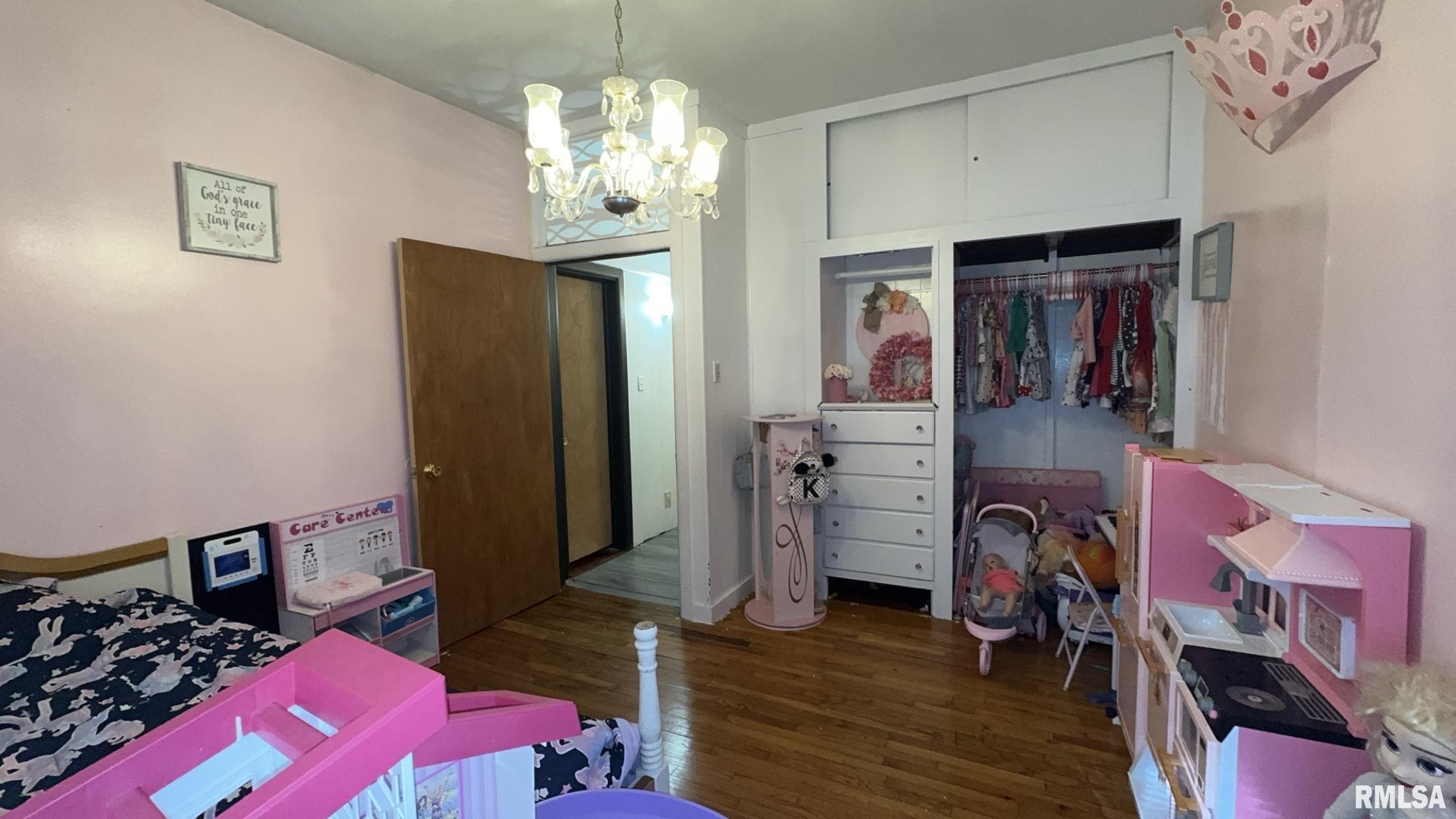 802 W Lindell Street, West Frankfort, Illinois image 17