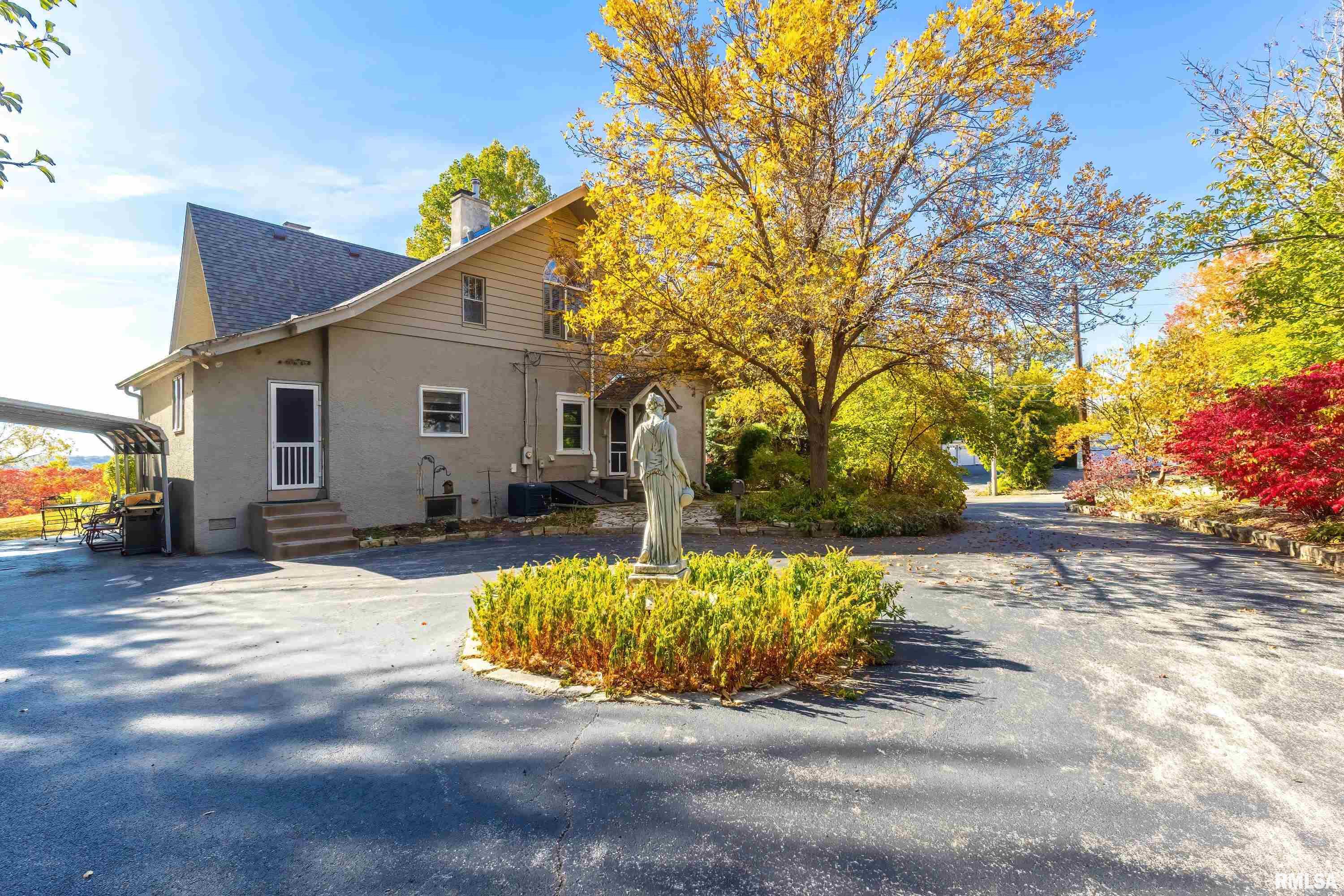 635 21st Street, Bettendorf, Iowa image 8