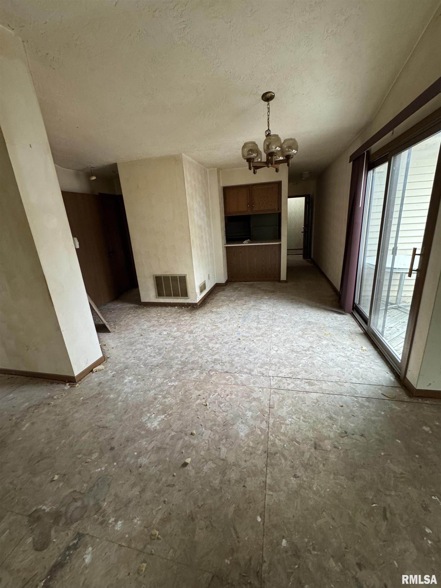 3934U Partridge Circle #206C, Bettendorf, Iowa image 5