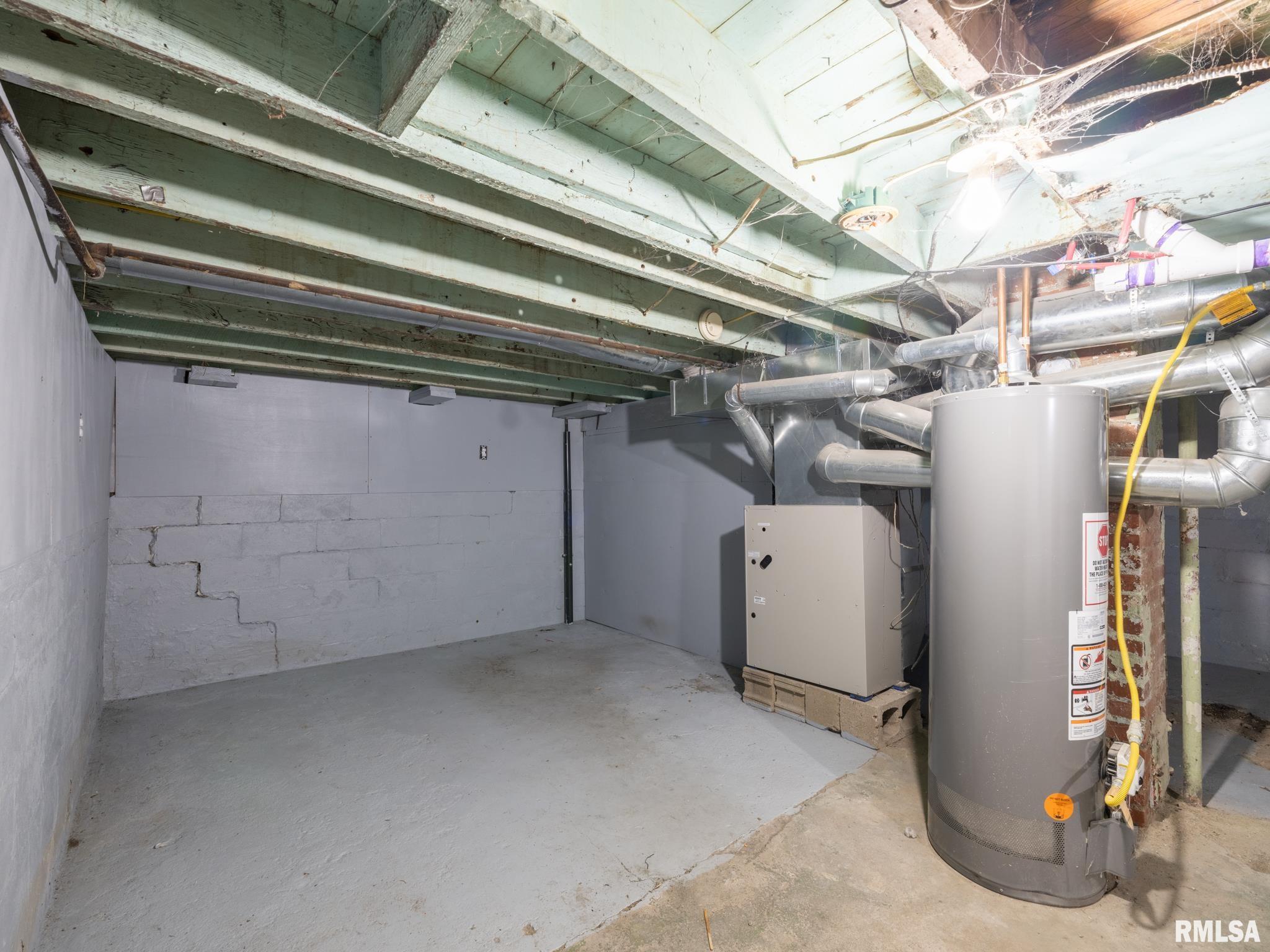 246 & 246 1/2 Herget Street, Pekin, Illinois image 33