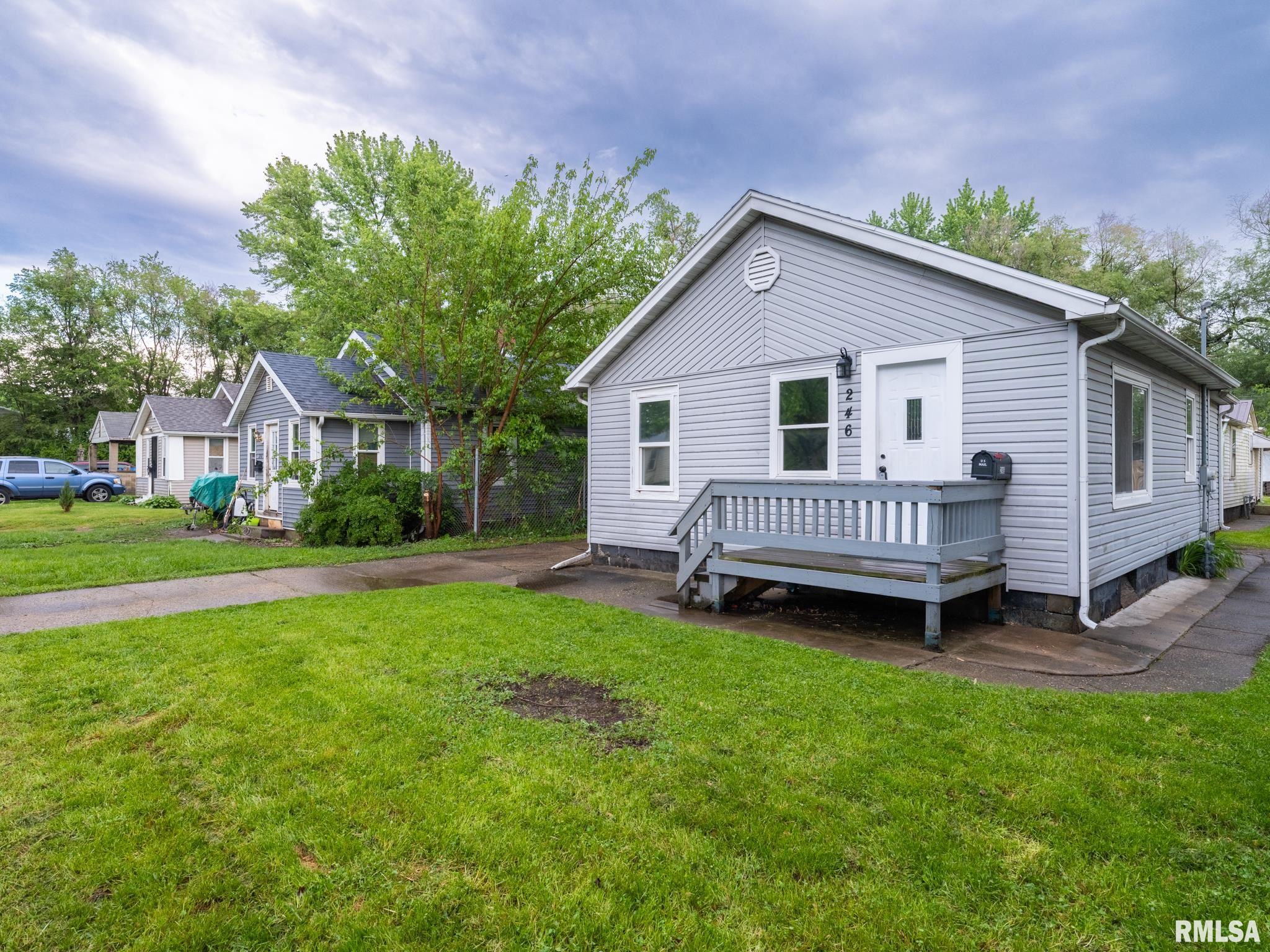 246 & 246 1/2 Herget Street, Pekin, Illinois image 34