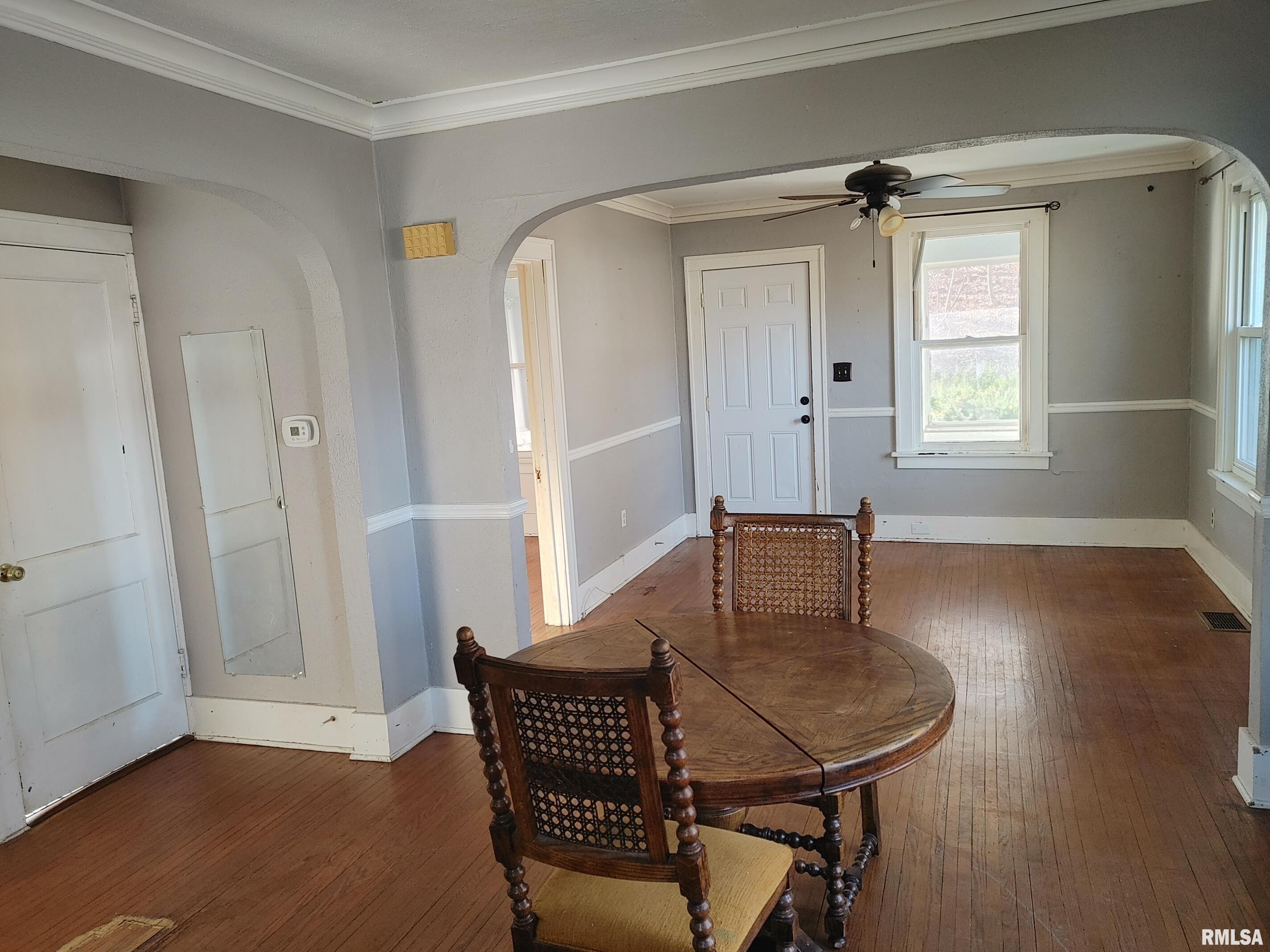 421 Shadoway Drive, East Peoria, Illinois image 4